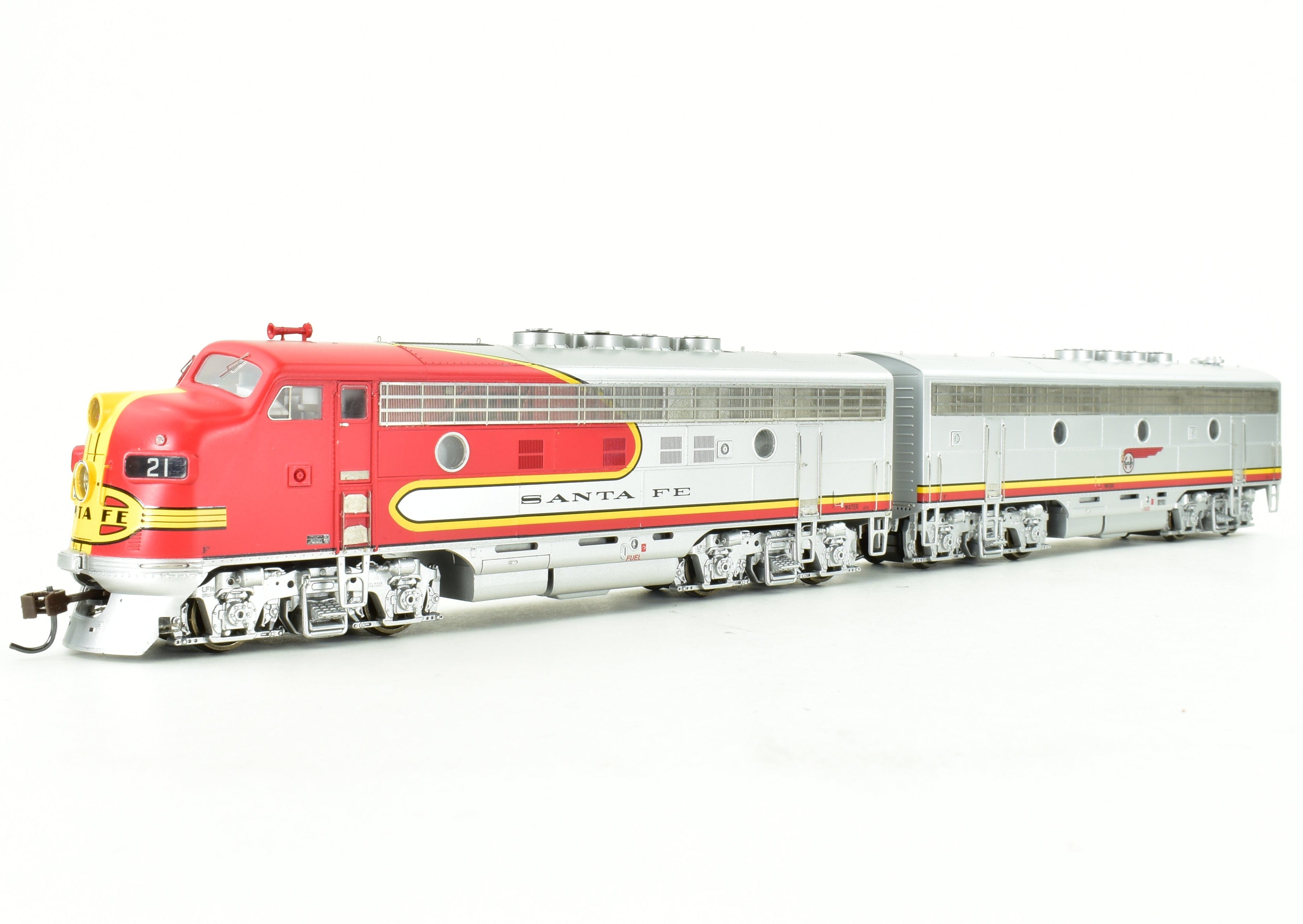 HO Scale Athearn Genesis American Steamship Freight - Santa Fe EMD F3A and F3B Locomotive Set Number 21L and 21A for Model Railroading Enthusiasts