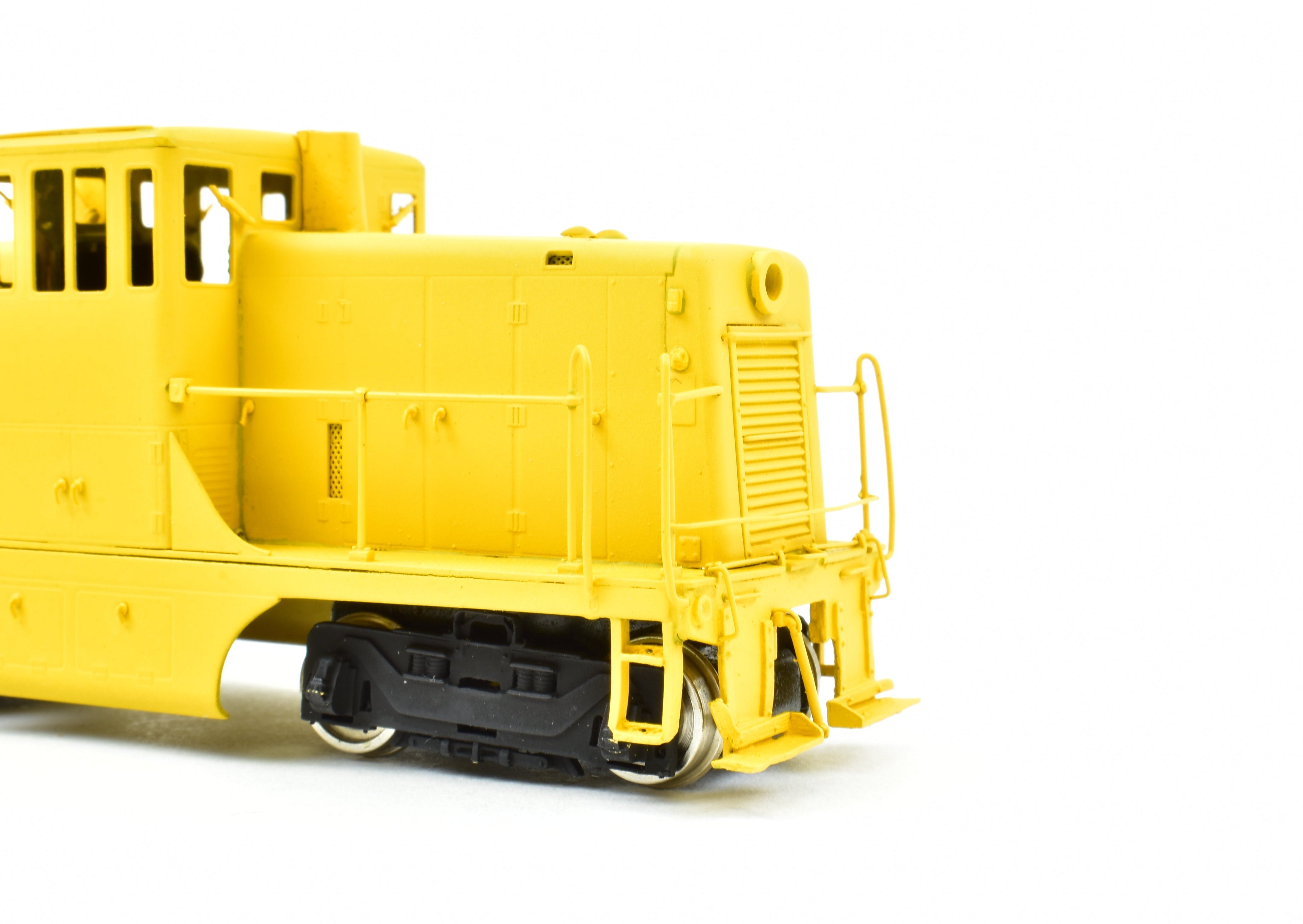 W&R Enterprises HO Brass 44-Ton GE Diesel Phase III, Custom Yellow 1986 Model
