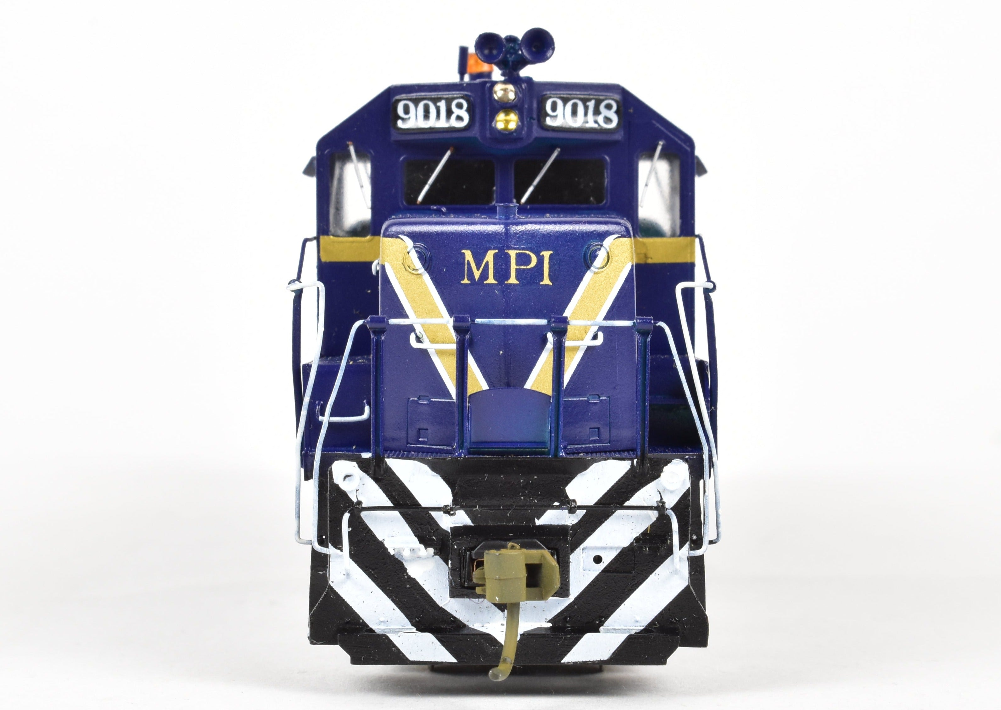 HO Scale Brass Hallmark Models MPI - Motive Power International EMD SD45 Diesel Locomotive Standard Version with C/P No. 9018