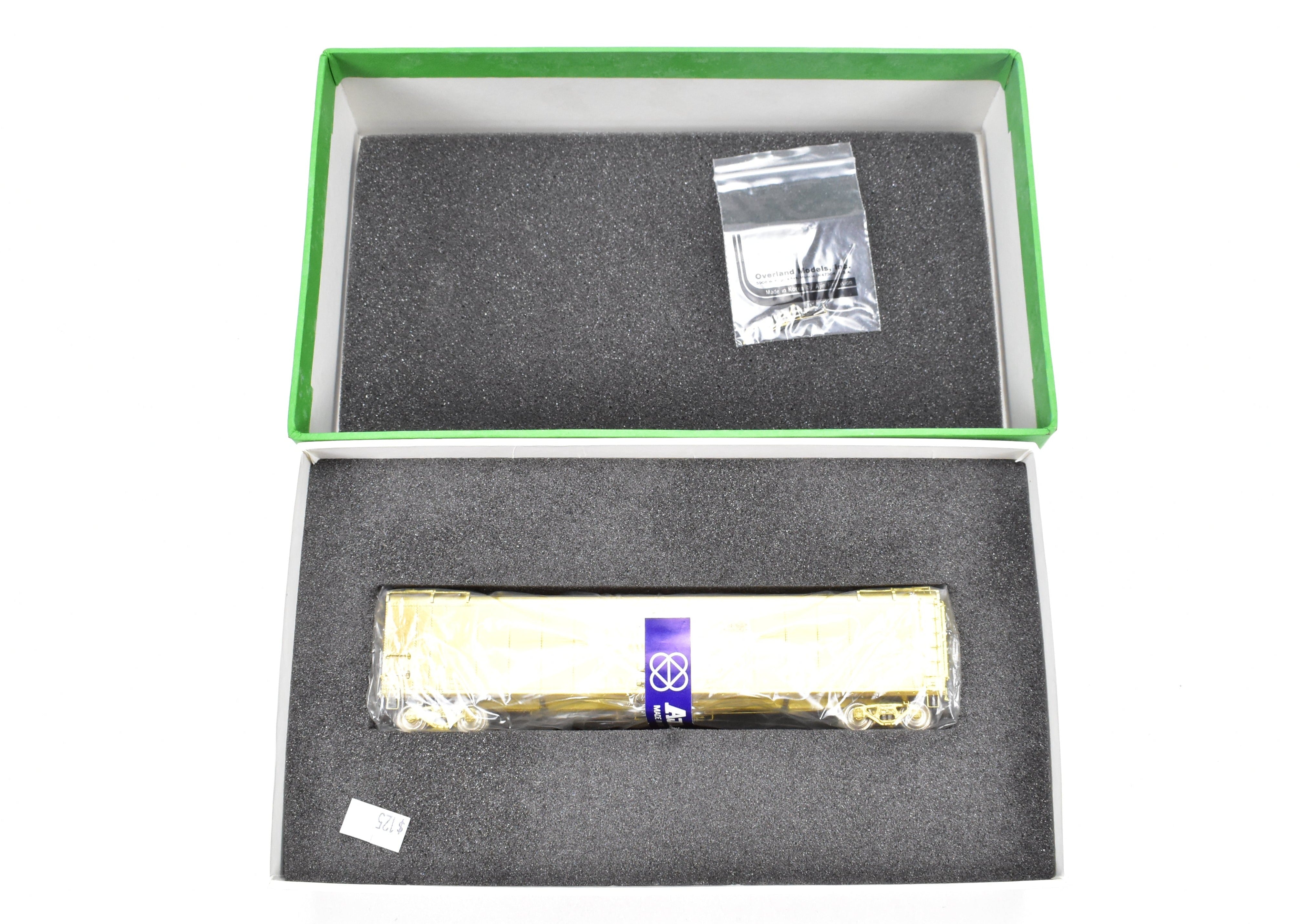 HO Scale Brass Refrigerator Car Model by OMI - Overland Models, Inc. Representing MILW - Milwaukee Road 70 - Ton Variant
