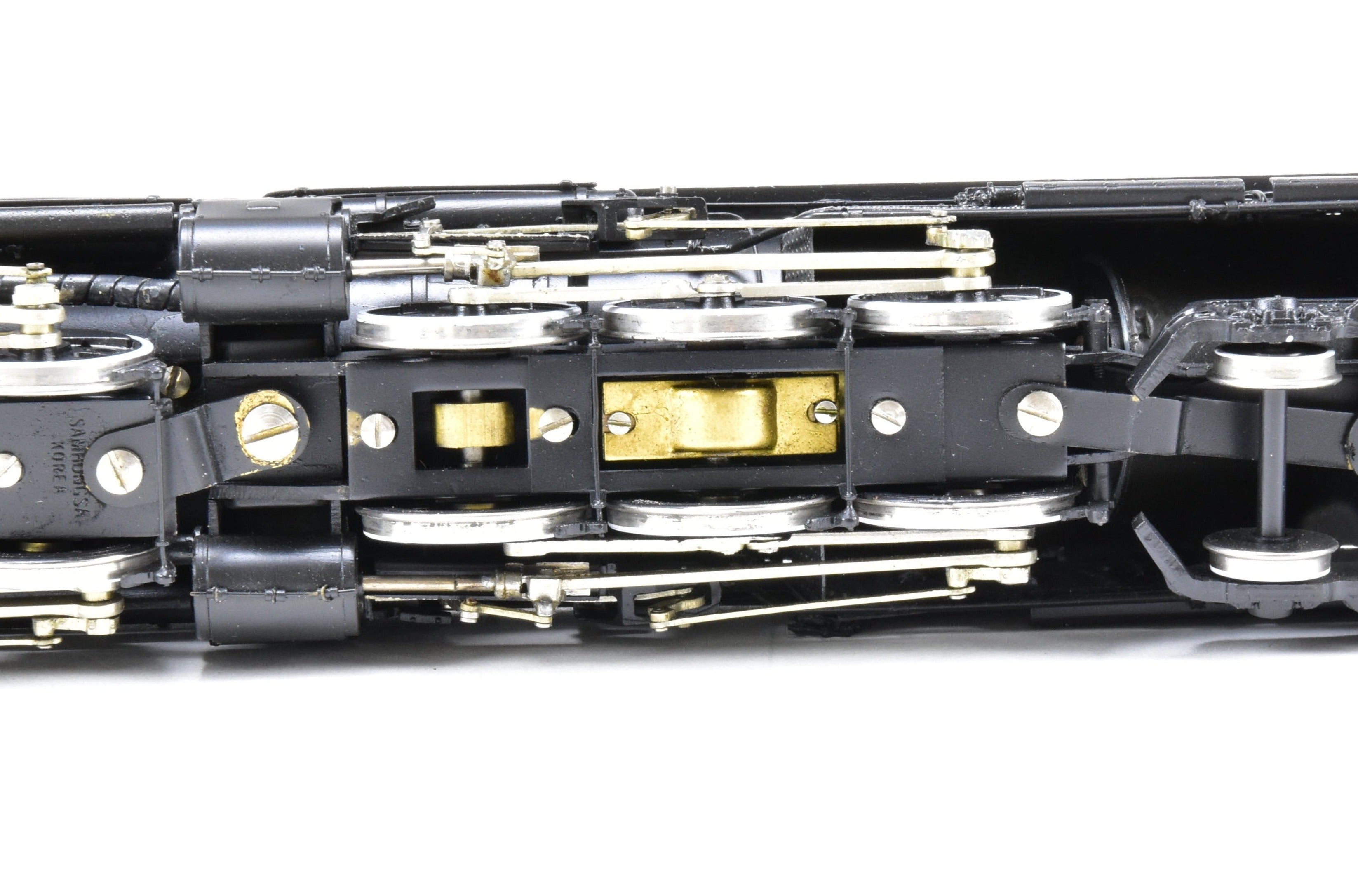HO Classic Pro - Painted Northern Pacific Z - 8 Challenger Brass Key Imports #5138