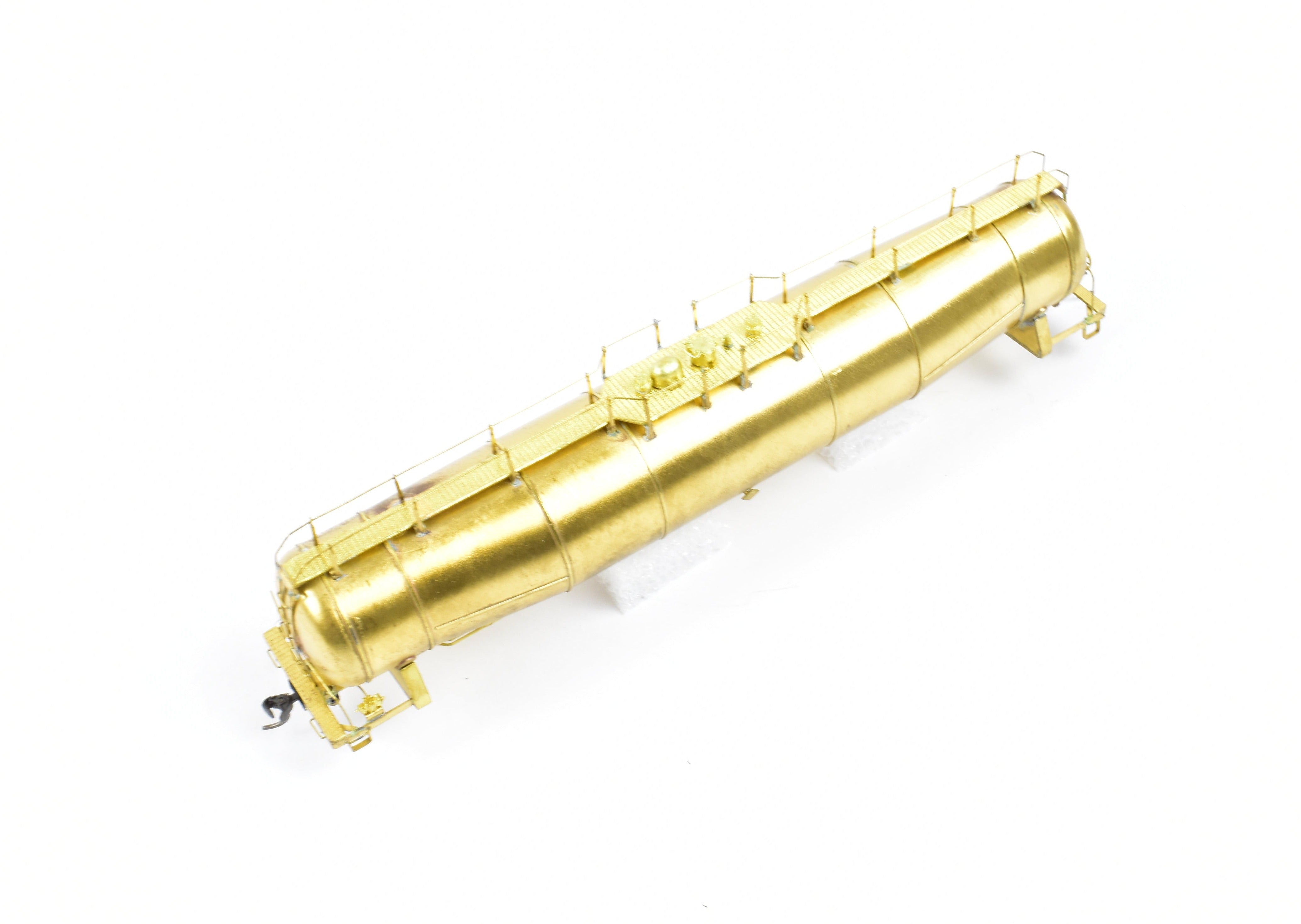 HO Brass Alco Models ACF 29,000 Gallon Unpainted Tank Car without Trucks