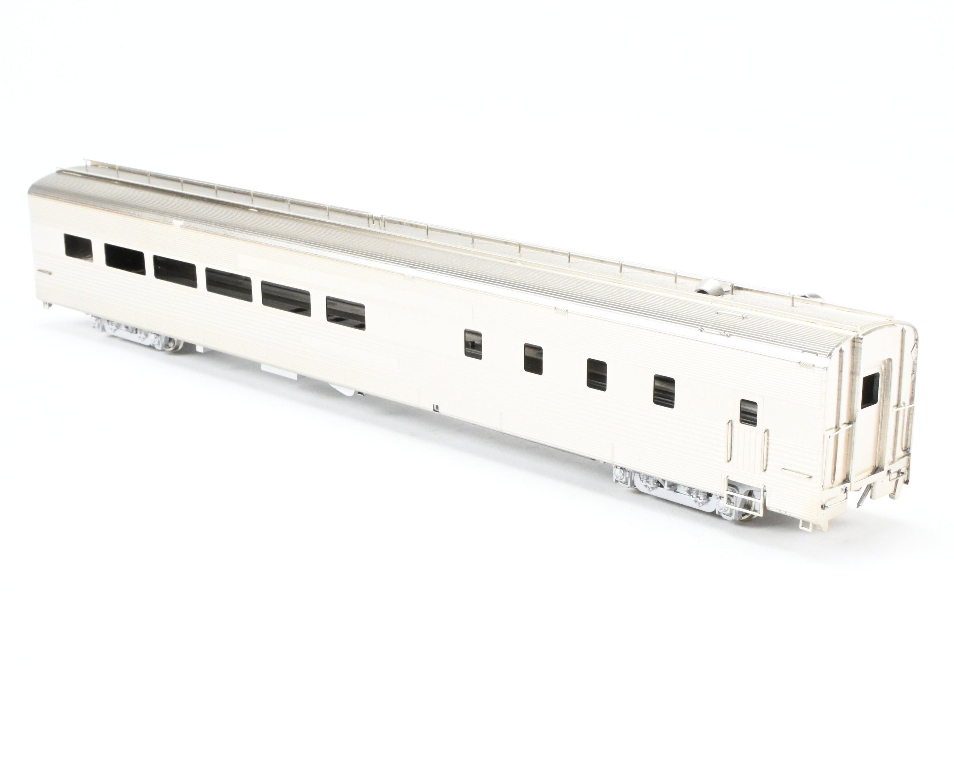 HO Scale Brass Model of Oriental Limited CB&Q - Burlington Route Twin Cities Zephyr Diner (Models 196 - 197)