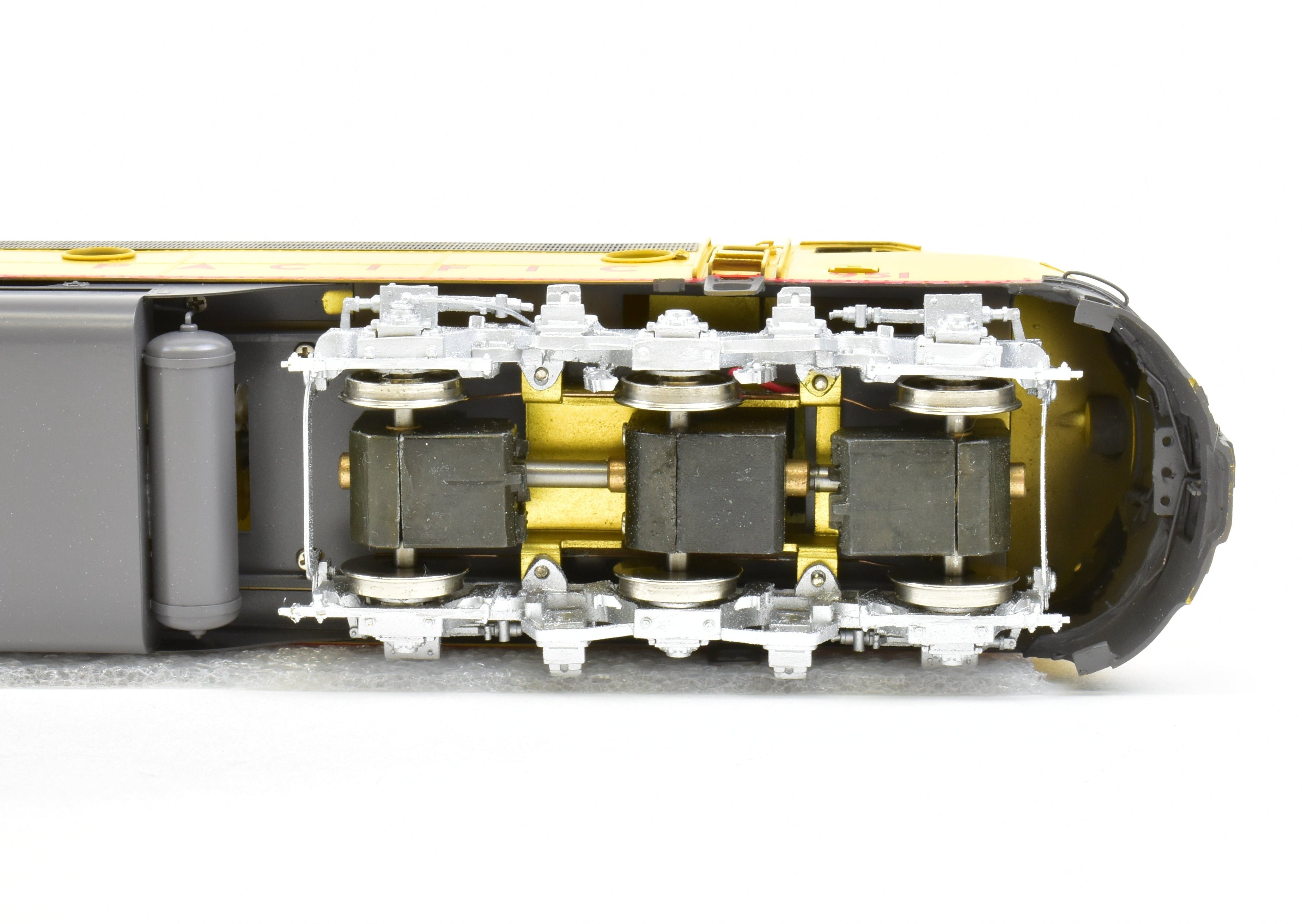 S Scale Brass Union Pacific (UP) EMD E8/9 A-Unit Model by River Raisin Models with Factory Painted Finish