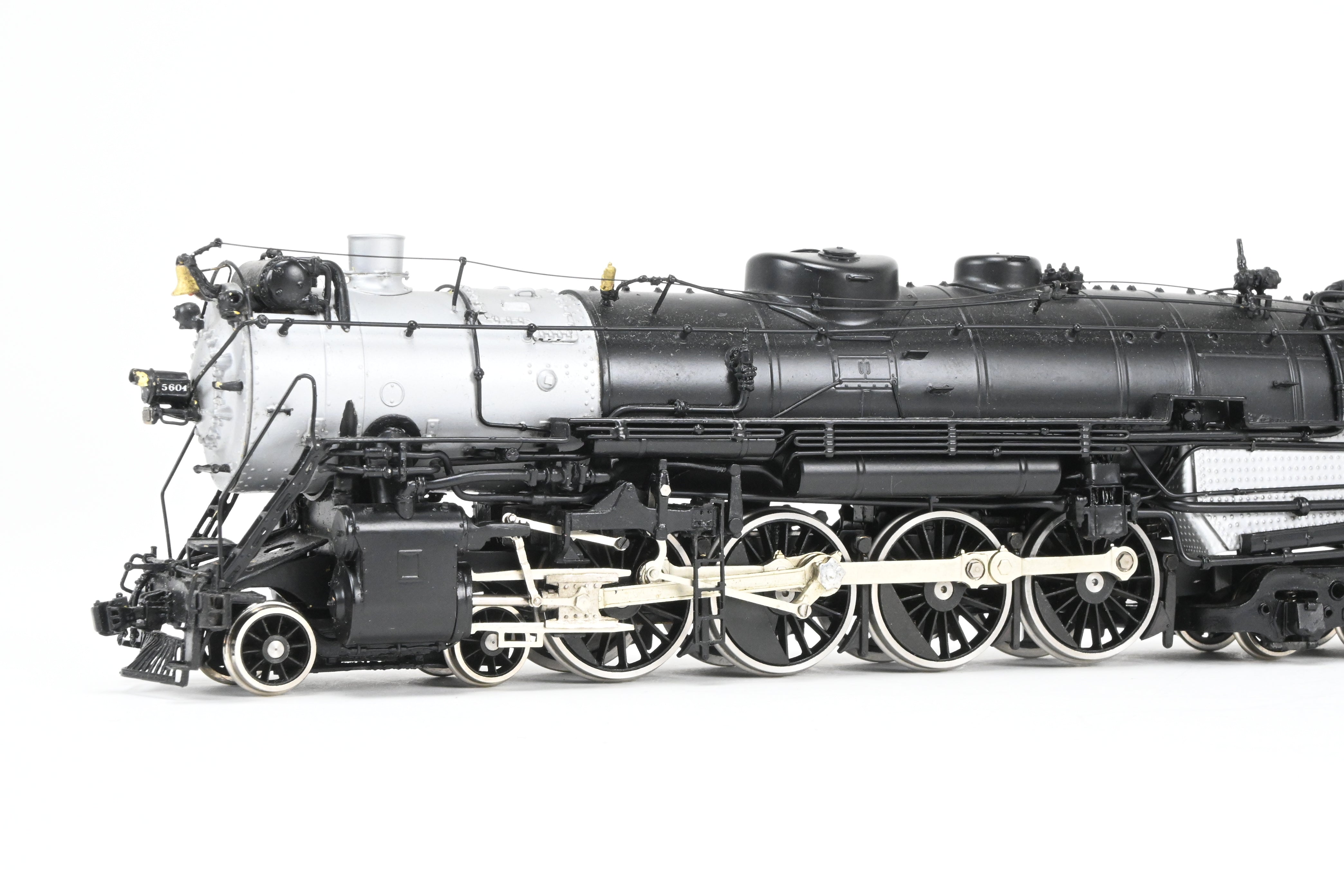HO Scale Brass Oriental Limited CB&Q Burlington O-5 4-8-4 Open Cab Locomotive No. 5604