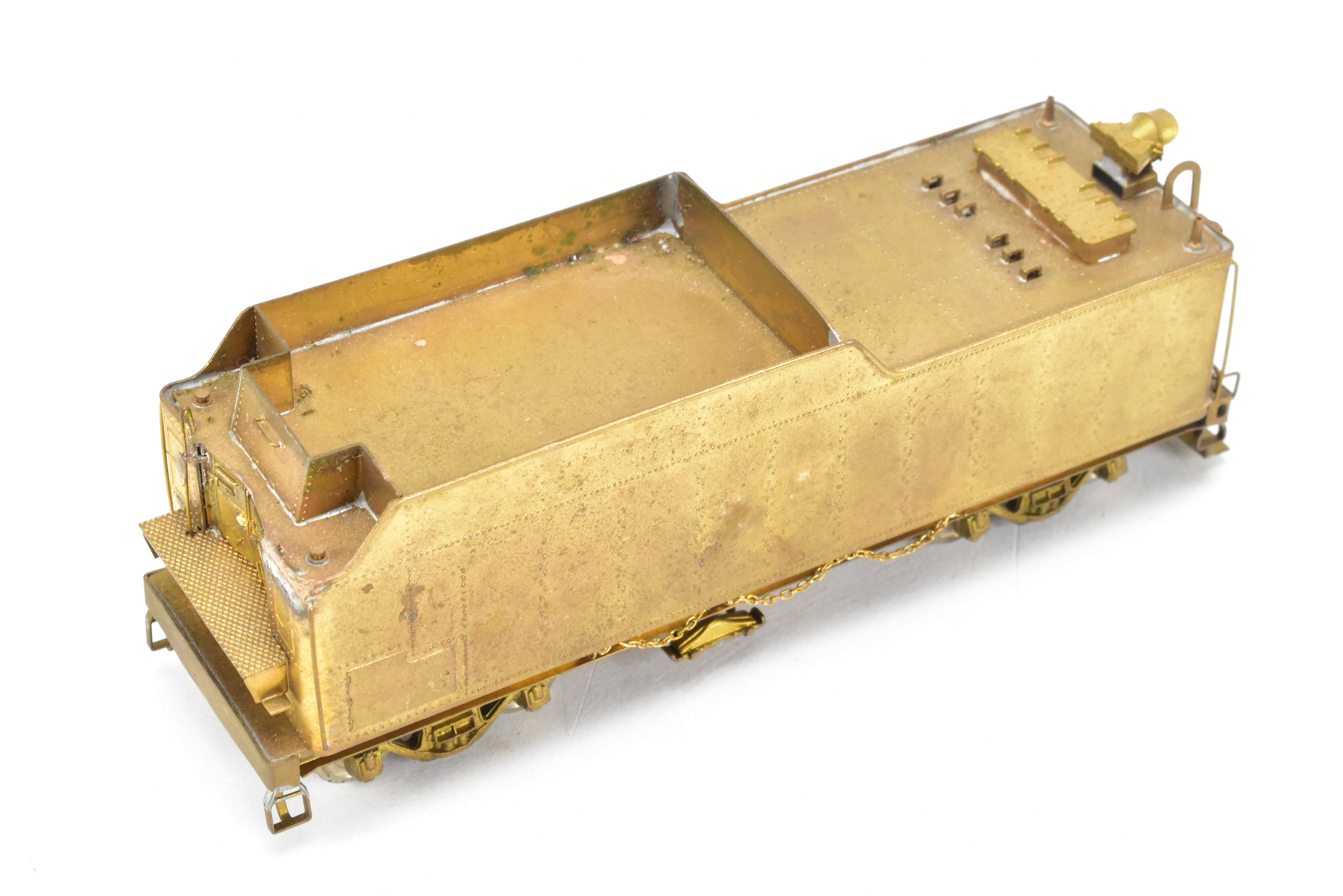 High - Quality HO Scale Brass Pacific Fast Mail (PFM) Model of United C&O - Chesapeake & Ohio H - 6 2 - 6 - 6 - 2 Steam Locomotive