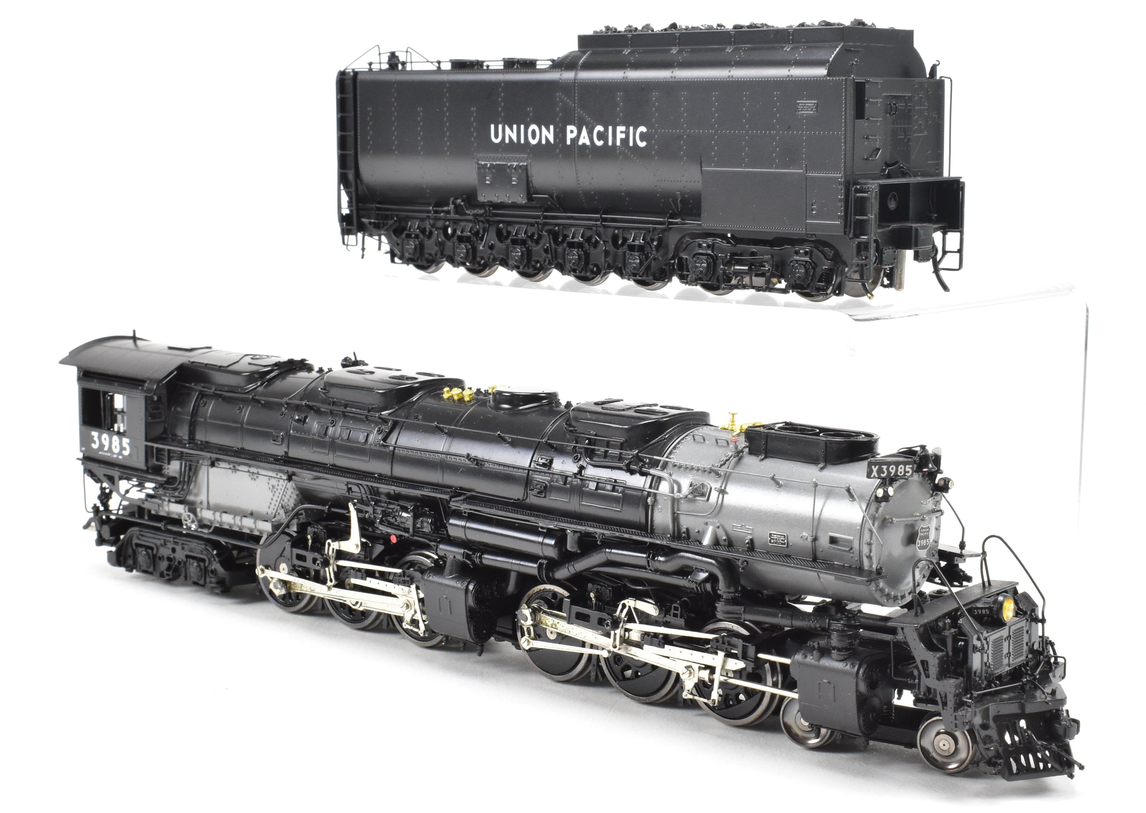 HO Scale Brass Union Pacific 4-6-6-4 Challenger FP 3985 Excursion Model by Overland