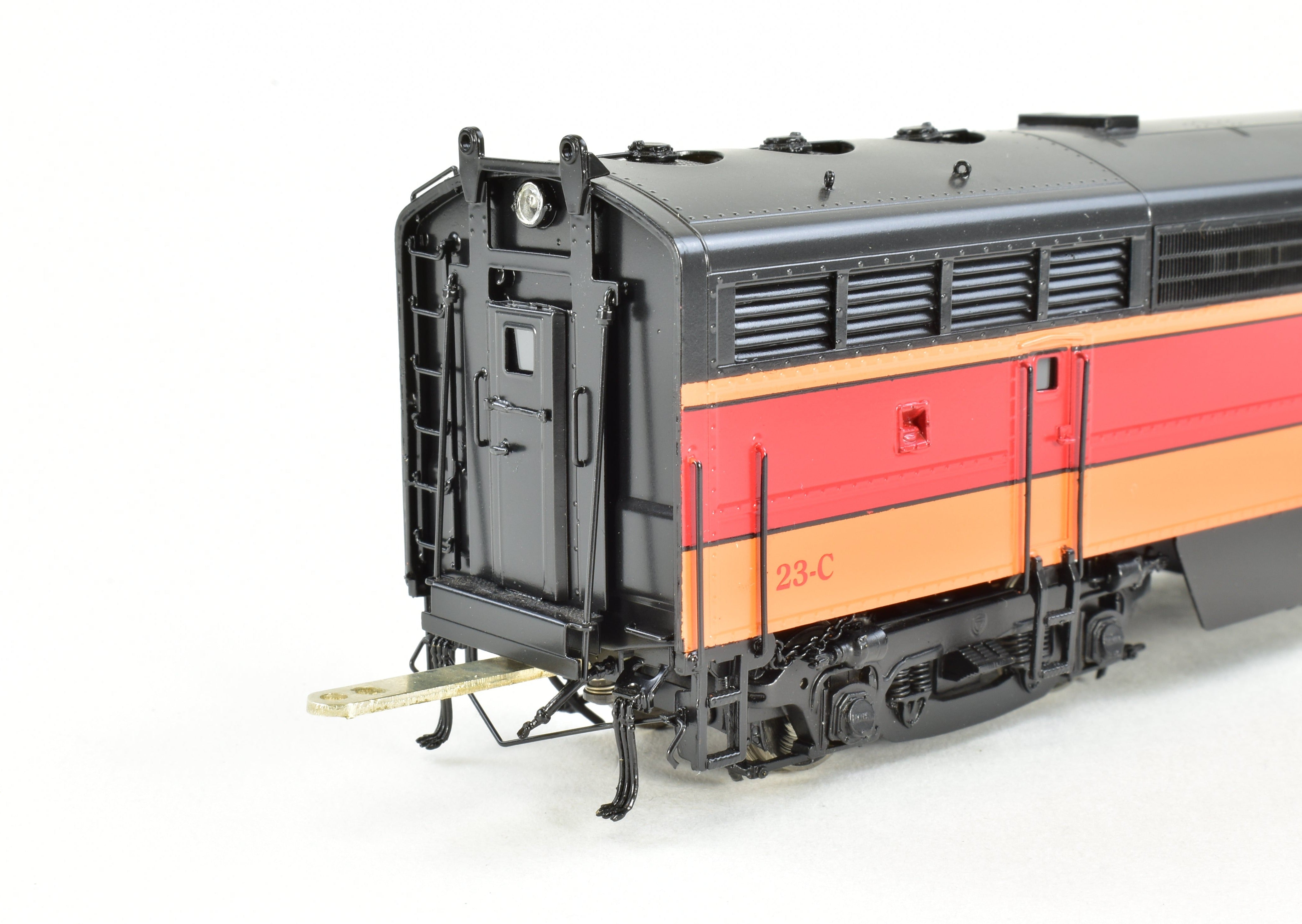HO Scale Brass Diesel Locomotive Model by Overland Models Inc. - Milwaukee Road Fairbanks Morse CFA 16 - 4 Factory Painted