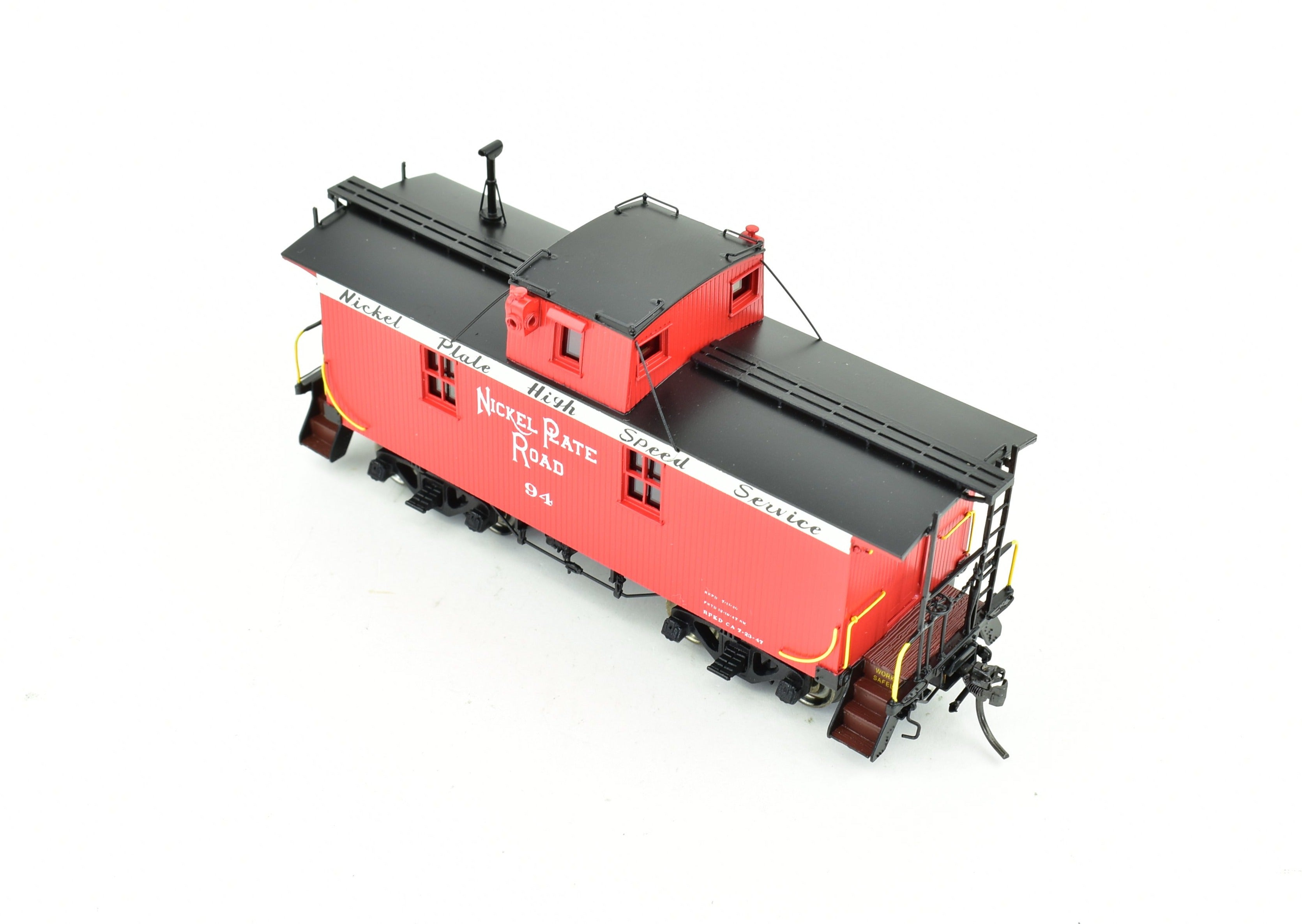 HO Scale Brass Division Point NYC & St.L - Nickel Plate Road LE&W 26-Foot Wood Caboose Factory Painted Limited Edition Model