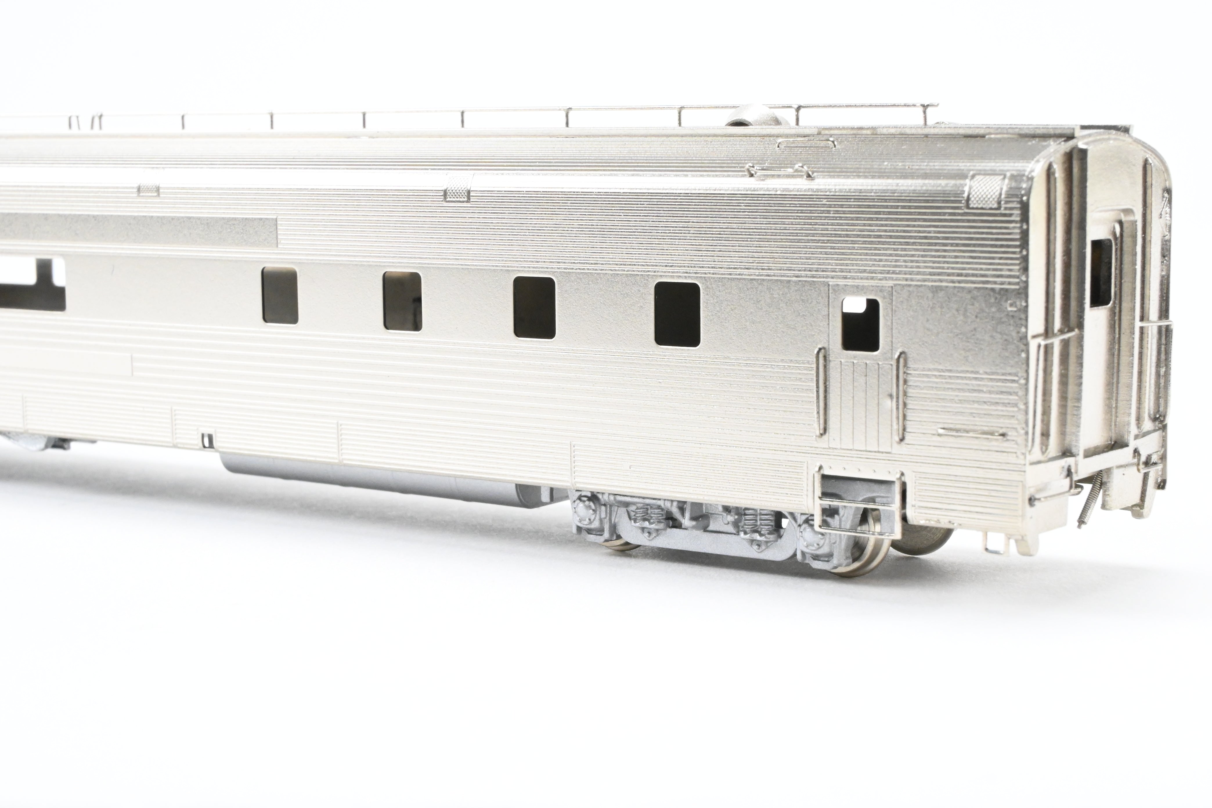 HO Scale Brass Model of Oriental Limited CB&Q - Burlington Route Twin Cities Zephyr Diner (Models 196 - 197)