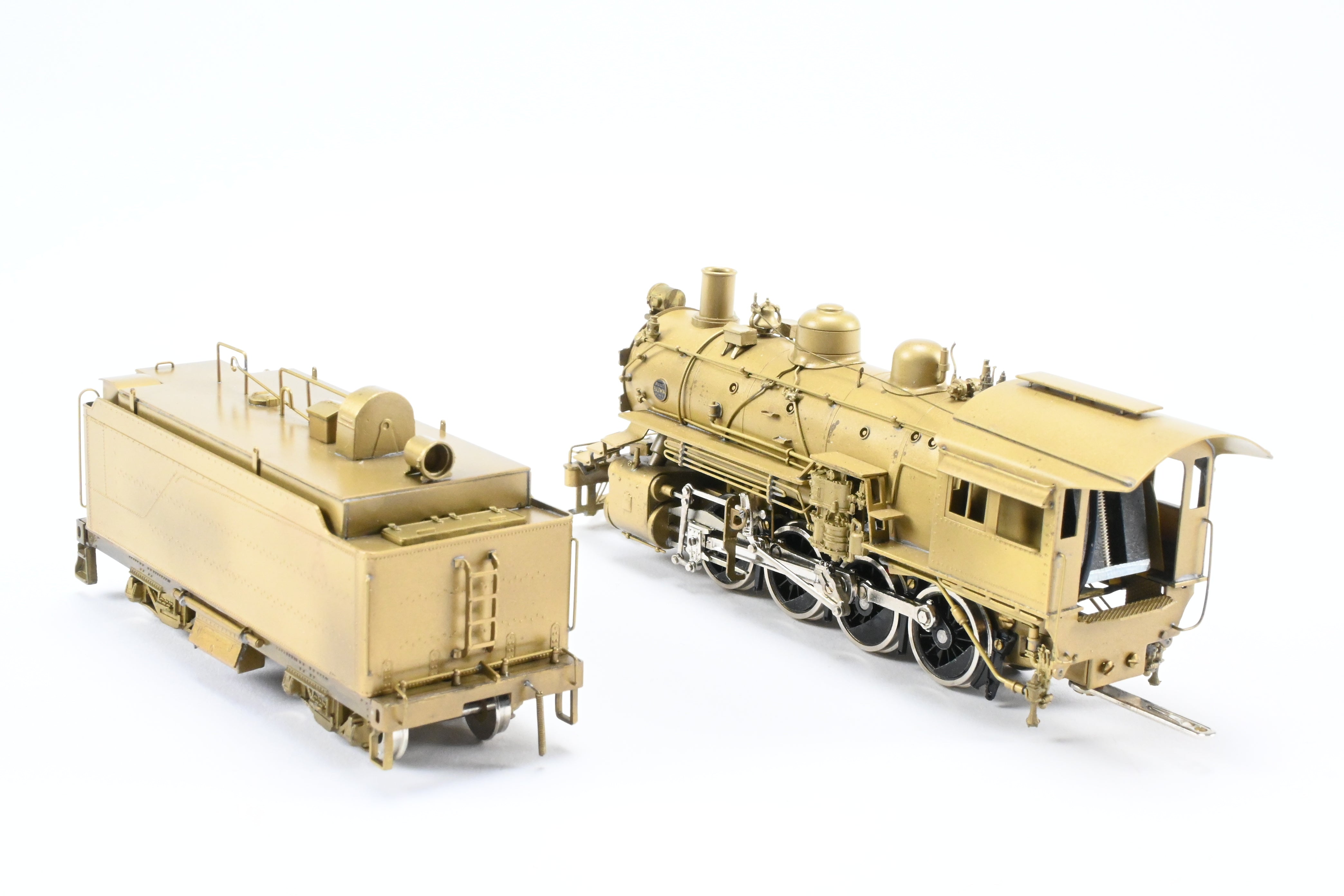 High - Quality HO Scale Brass Pacific Fast Mail Model of United ATSF - Santa Fe 2 - 8 - 0 Locomotive from the 1950 Class with 1975 Last Run