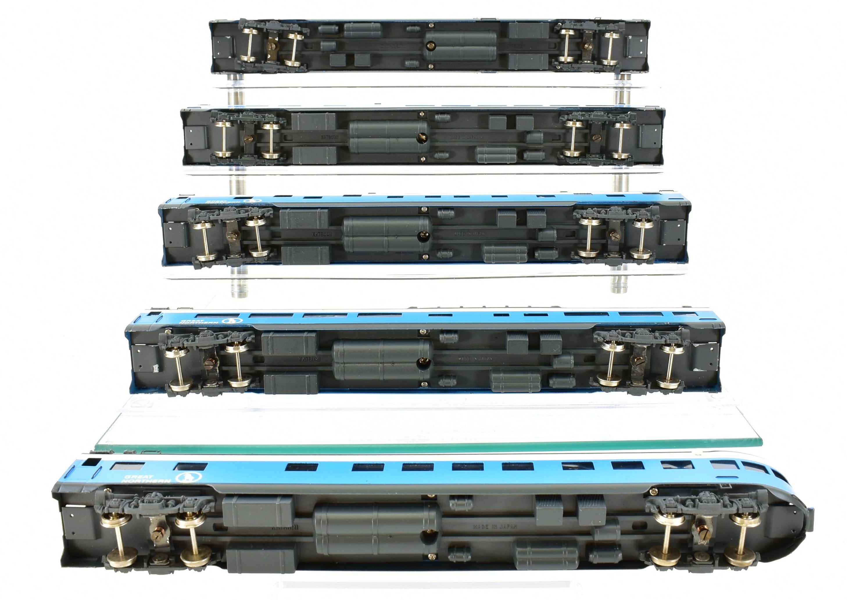 HO Scale Brass Great Northern 5-Car Big Sky Blue Passenger Set by Westside