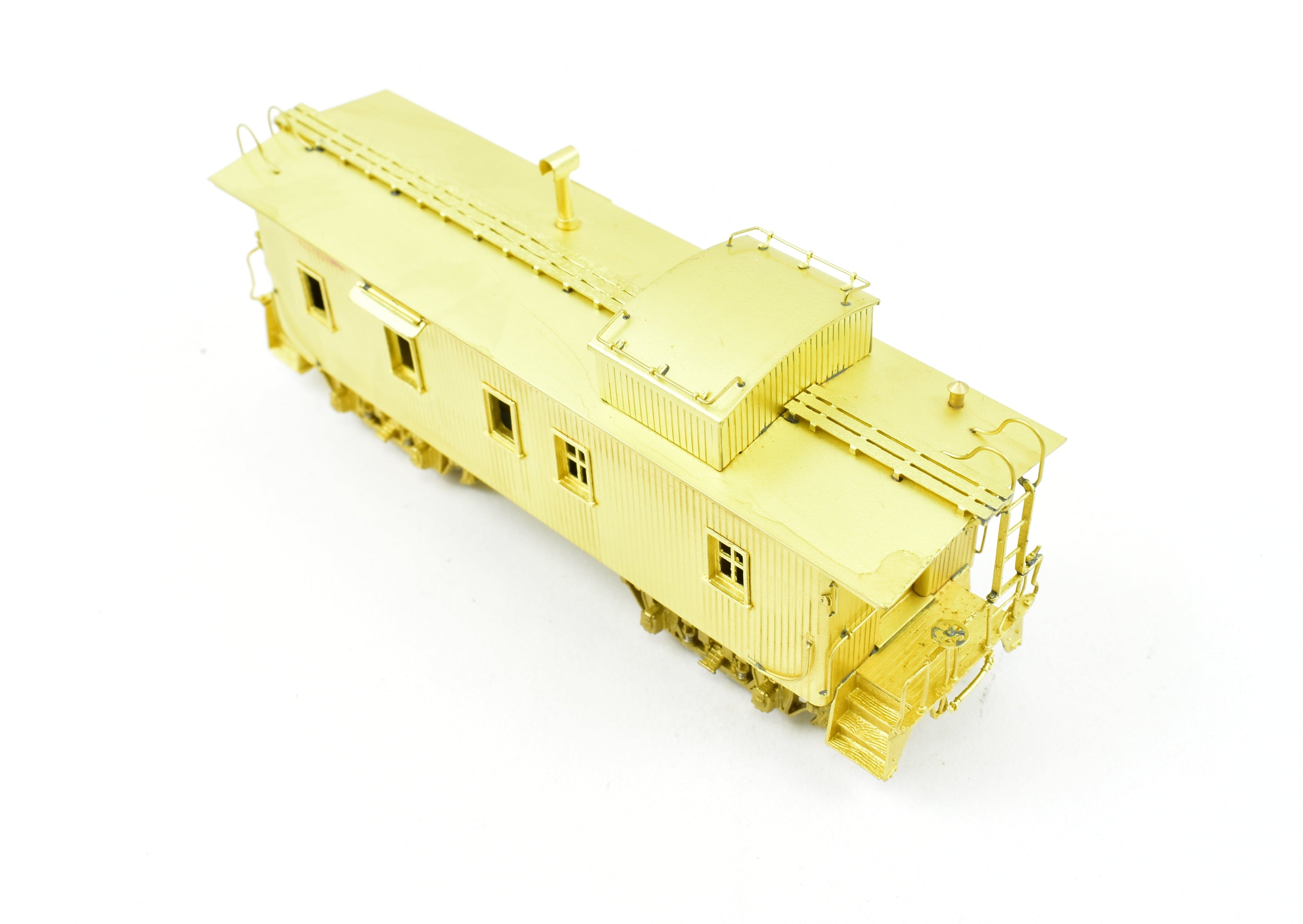 HO Brass OMI - C&NW Wood Caboose with Omitted Cupola Side Windows, Like New