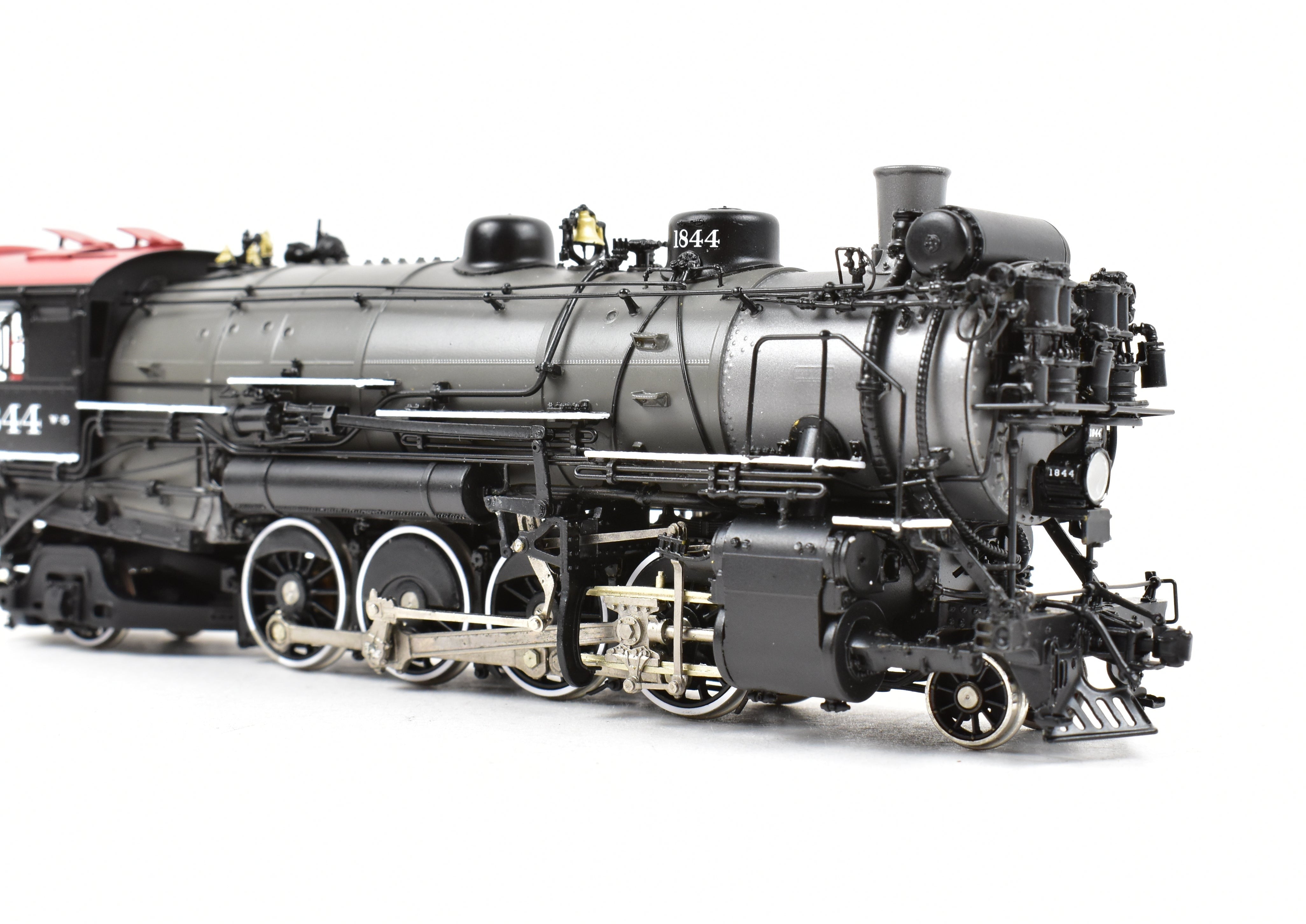 HO Scale Brass Model Train by W&R Enterprises - Northern Pacific Class W-5 2-8-2 Version 1, #1844 with Grey Boiler