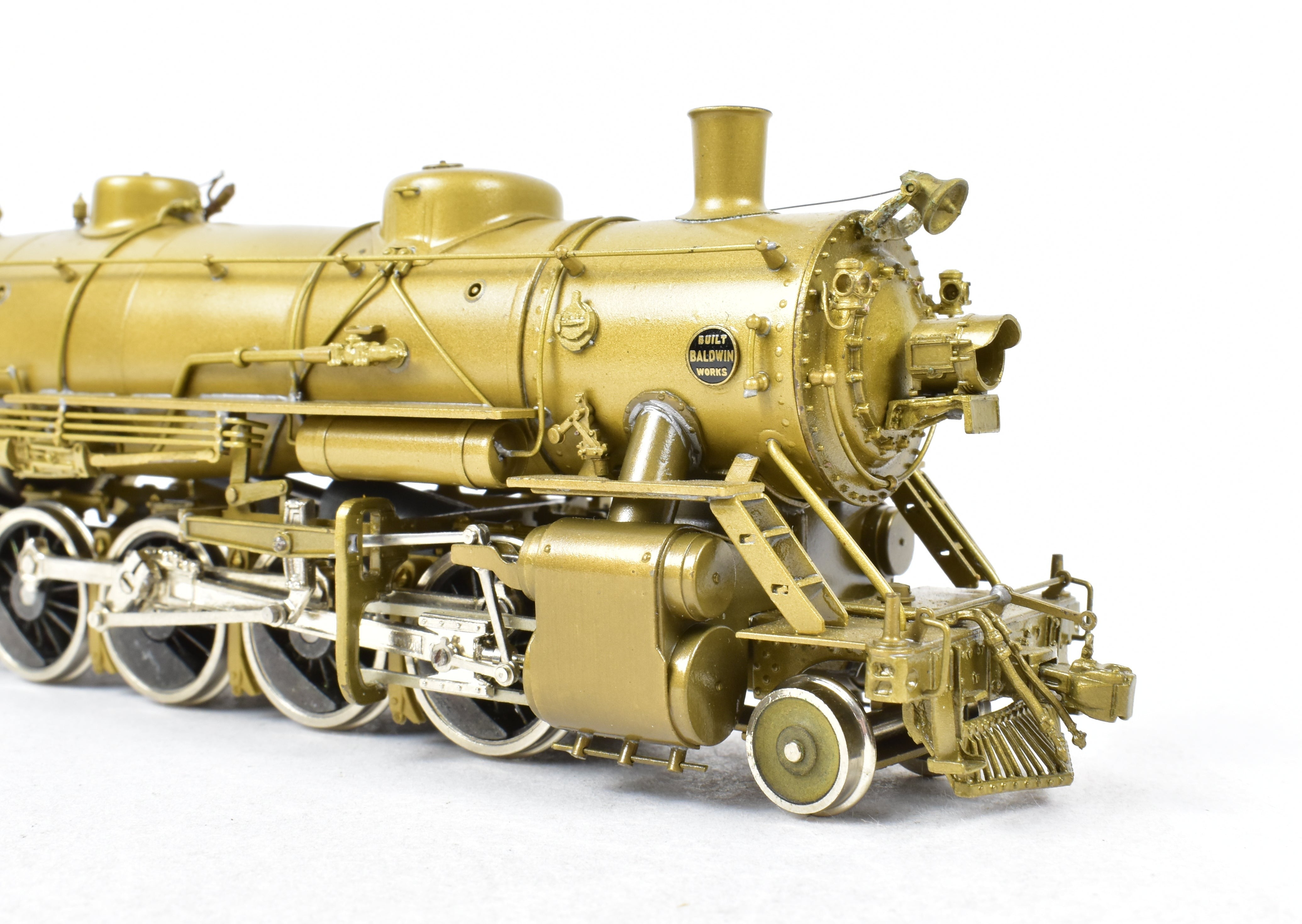 High - Quality HO Scale Brass Pacific Fast Mail (PFM) Model of United States Railway Administration (USRA) 2 - 8 - 2 Light Class Mikado Locomotive from 1977 Hi - Grade Run