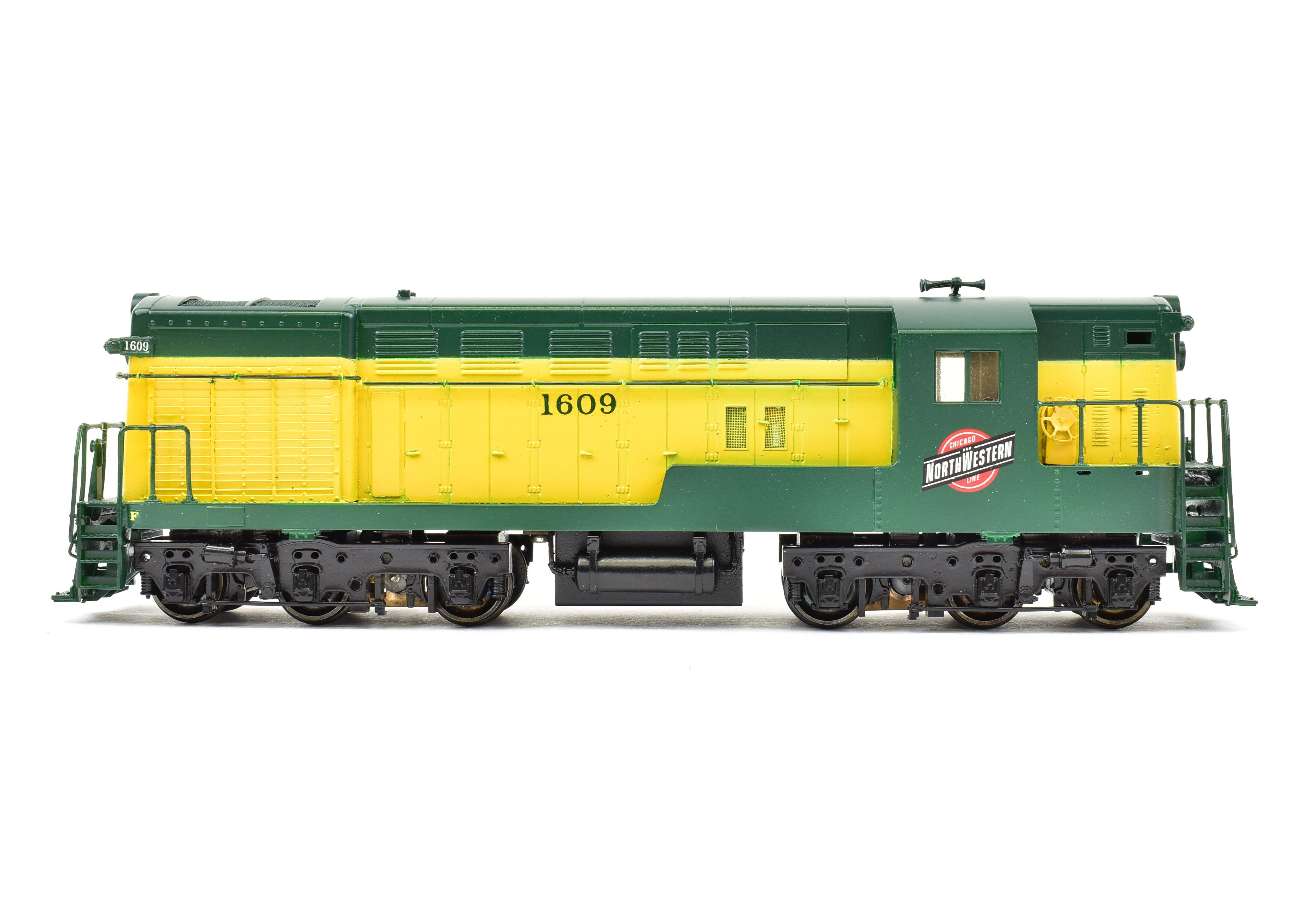 HO Scale Brass Chicago & North Western FM H - 16 - 66 Road Switcher FP #1609