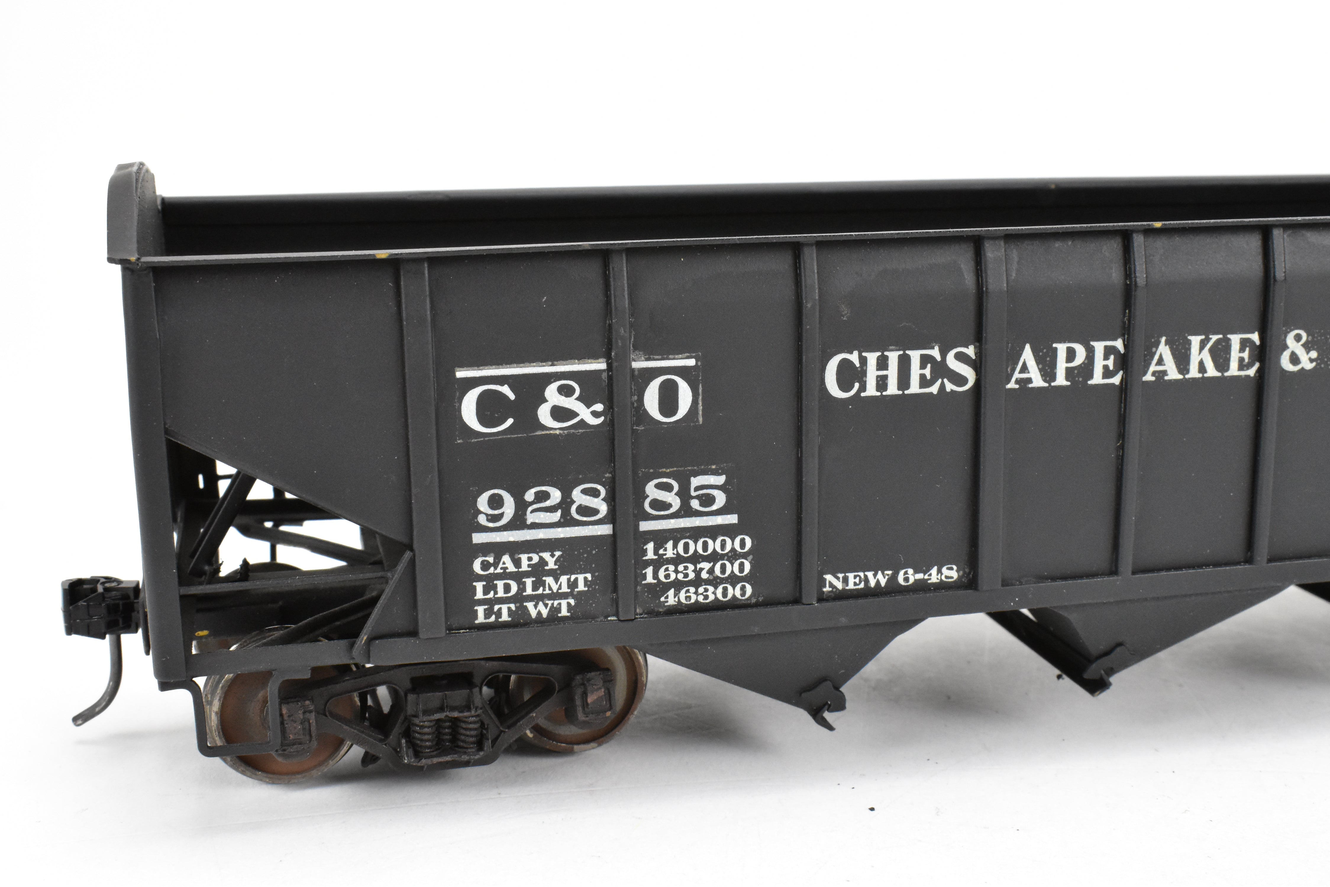 O Scale Model Train - Brass Max Gray C&O (Chesapeake & Ohio) ACF Welded 70 Ton Triple Hopper Custom Painted Model No. 92885 for Model Train Enthusiasts