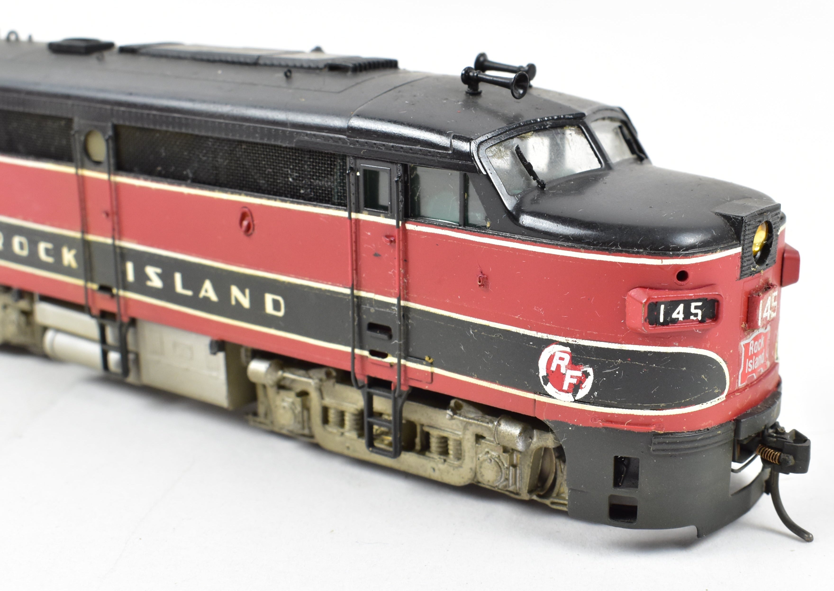 HO Scale Brass Model Train Key Imports CRI&P - Rock Island l ALCO FA-1/FB-1 Set Phase II CP and Weathered Version No. 145