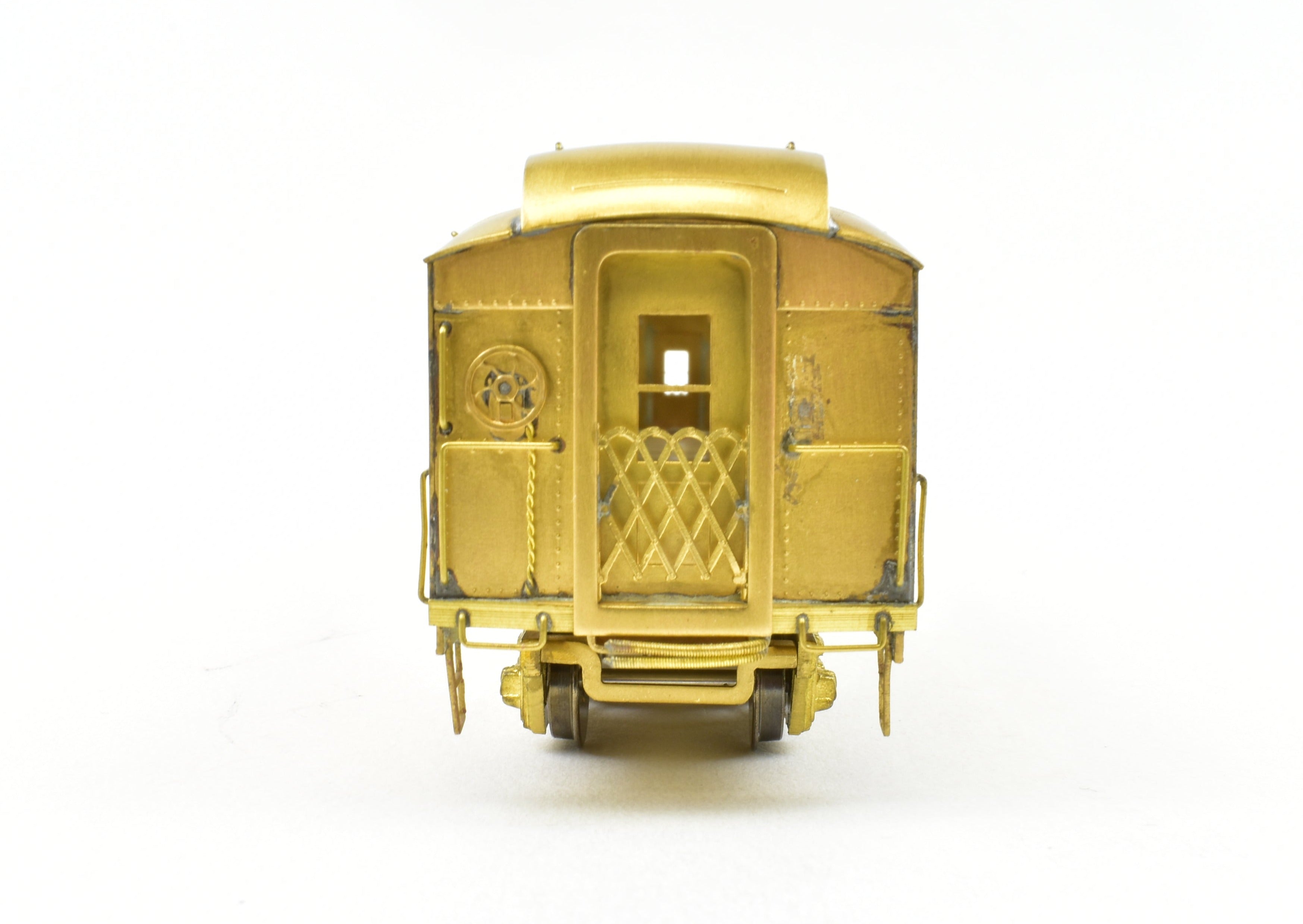 HO Scale Brass Model of Hi - Country Brass ATSF - Santa Fe Heavyweight Baggage Lounge Car #1300