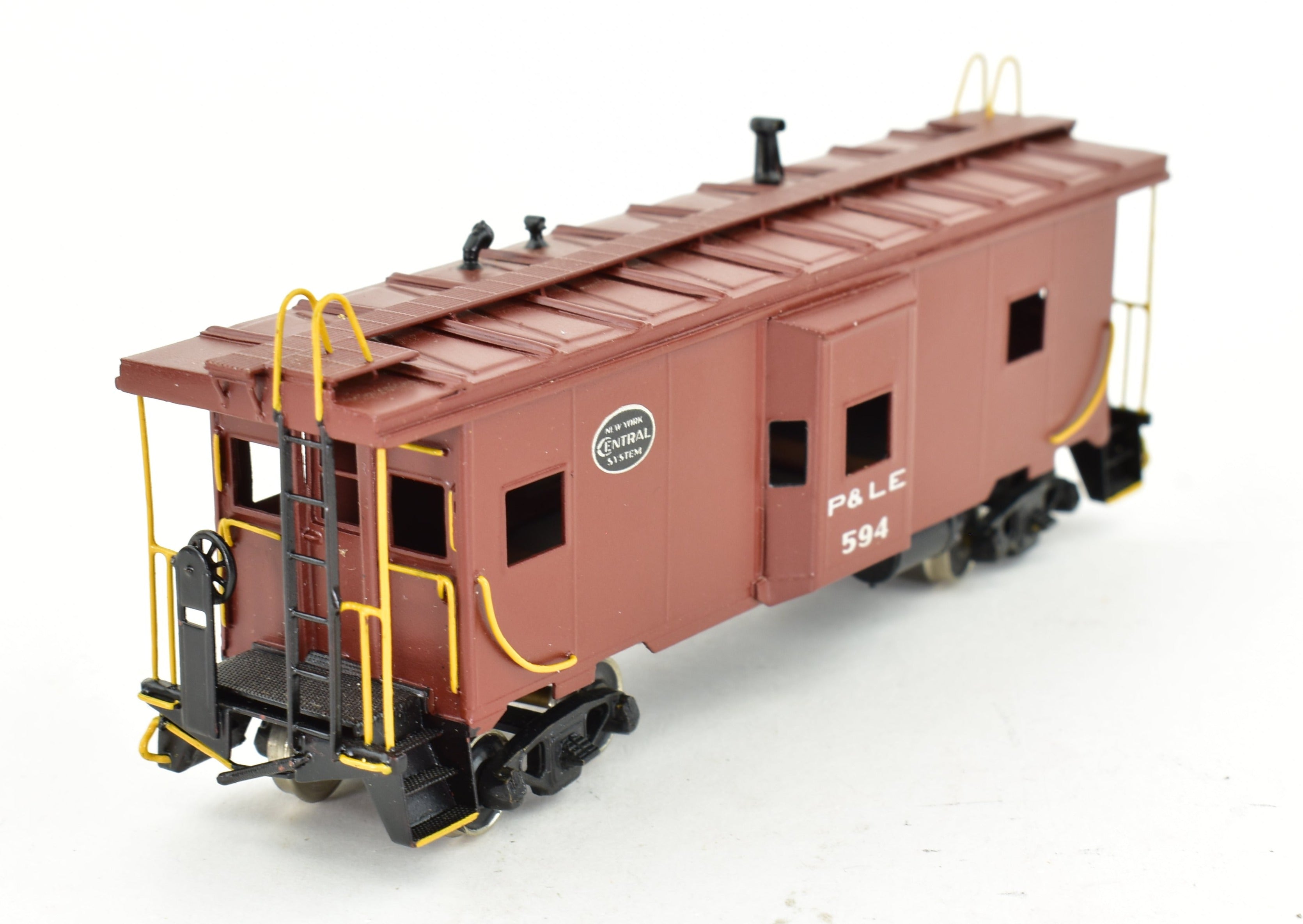 HO Scale Brass Alco Models Pittsburgh & Lake Erie (P&LE) Bay Window Cabin Car Caboose Model for Collectors and Train Enthusiasts
