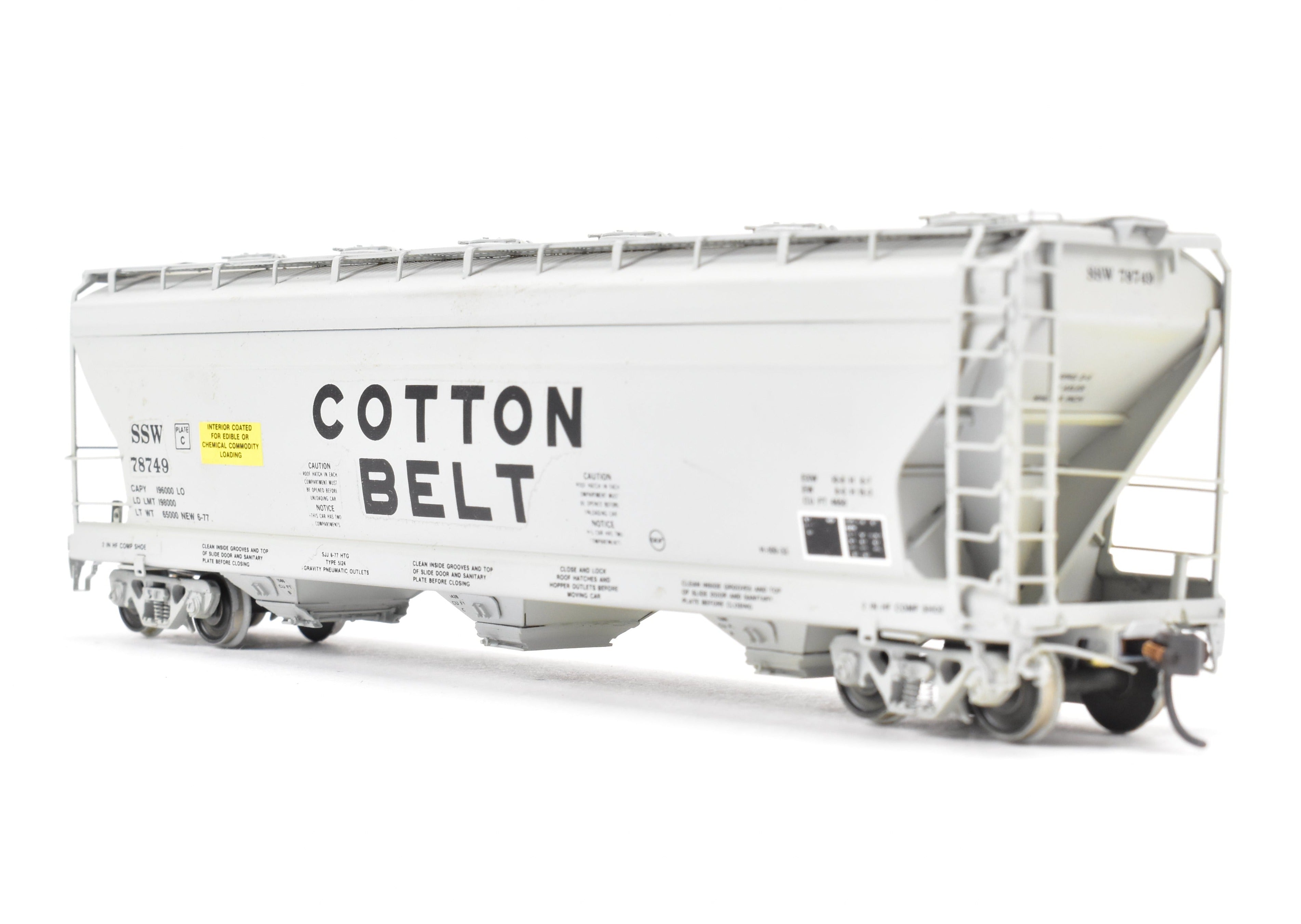 HO Scale Brass Model Train - Overland Models, Inc. (OMI) SSW - Cotton Belt ACF 3 - Bay Centerflow 4650 Covered Hopper with 6 Round Hatches, Car Number CP 78749