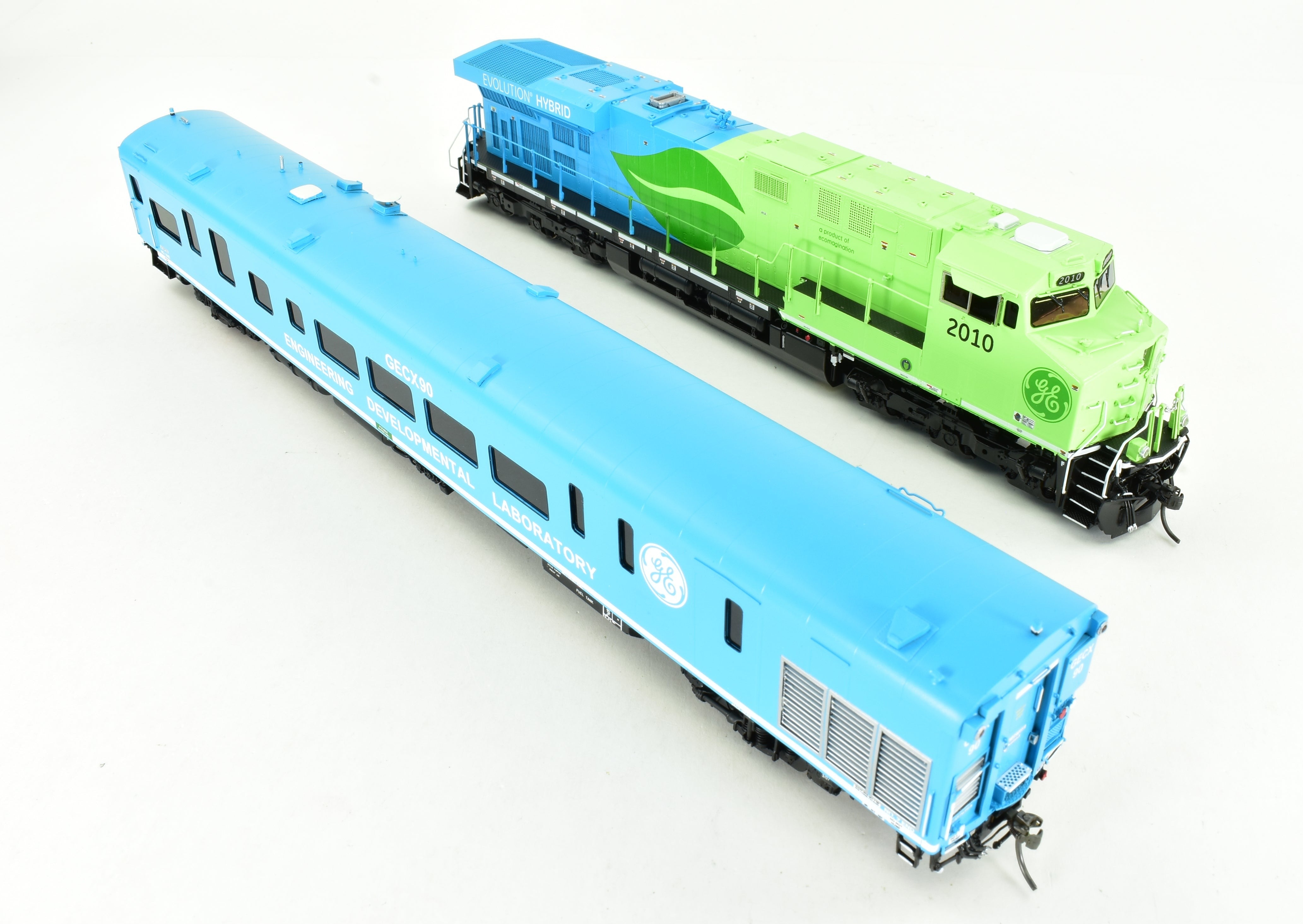 HO Scale Brass Model Train Set - Overland Models Inc. GE Demo, General Electric Demonstrator GE Evolution and Test Car Set with Factory Paint
