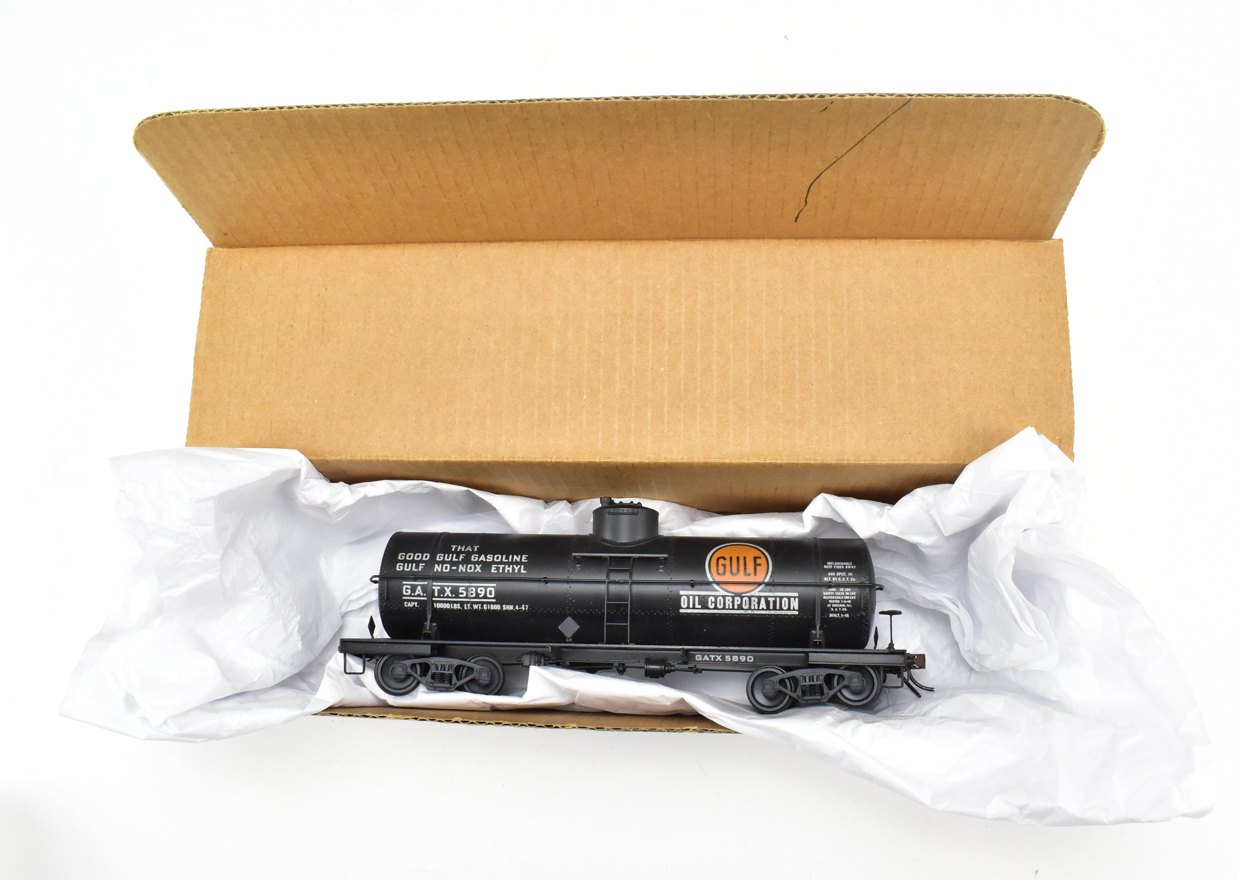 O Scale Model Train - Brass U.S. Hobbies GATX General American 8,000 Gallon Single - Dome Tank Car for Canadian Pacific (CP), Custom - Painted Gulf Oil Corporation Style (GATX 5890), Without Original Box