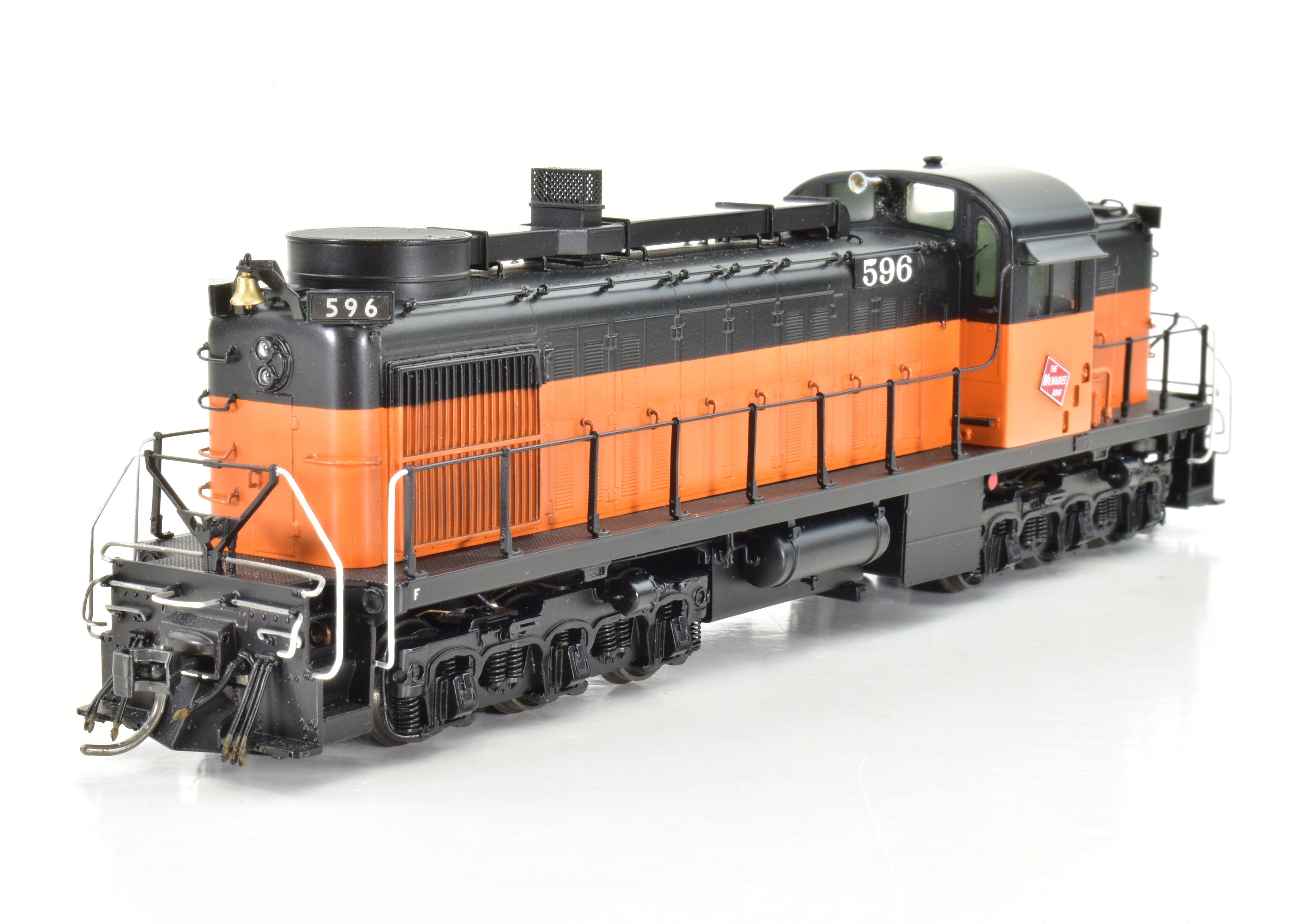 HO Scale Brass Alco RSC-2 DCC & Sound Model - Milwaukee Road Factory Painted