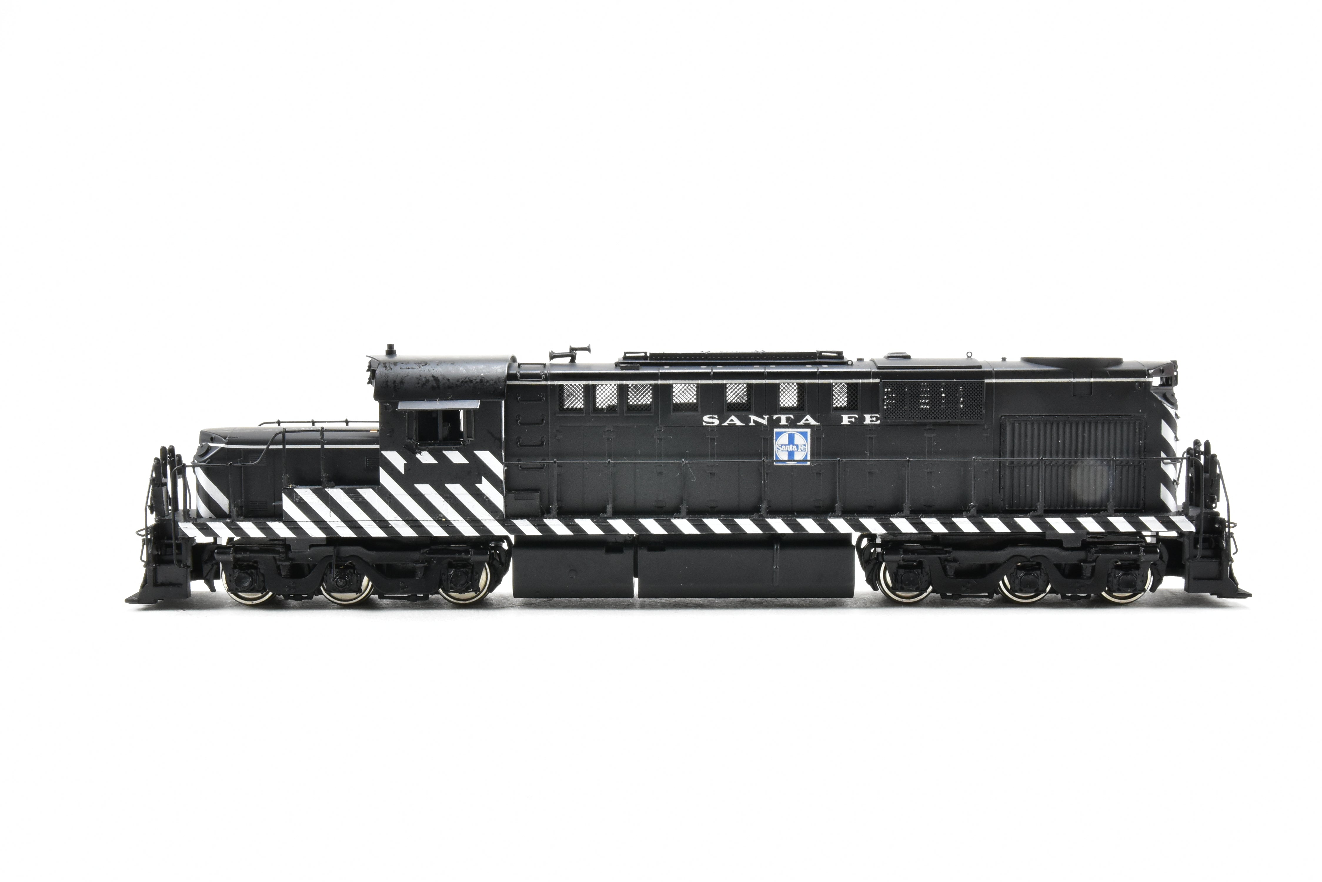 HO Scale Brass Model Train Imported by Brass Key Imports - ATSF Santa Fe RSD - 15 (DL - 600B) Low - Hood Custom Series #69 Factory - Painted But Un - Numbered Model