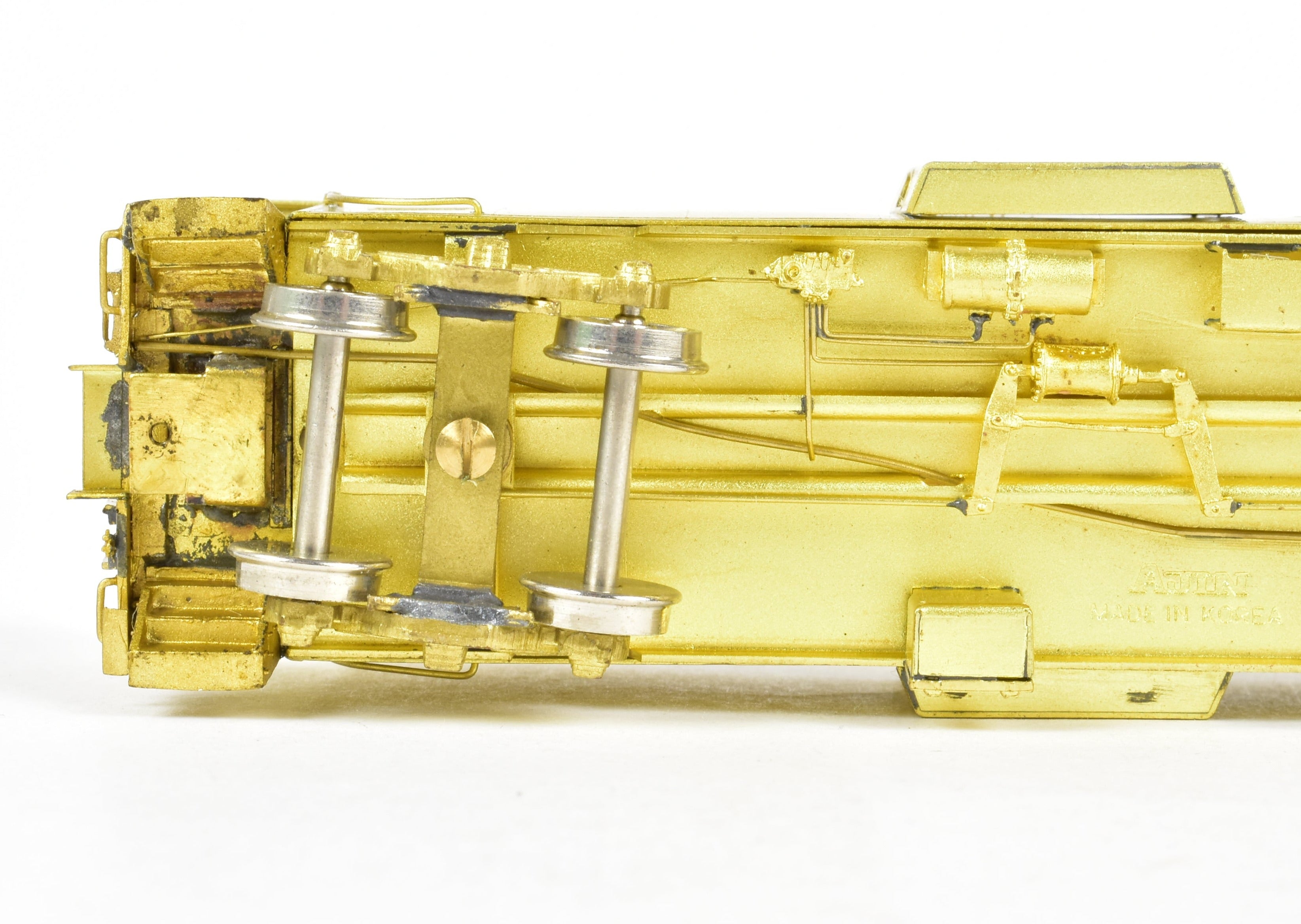 HO Scale Brass Conventional Bay Window Caboose - OMI (Overland Models, Inc.) Union Pacific CA - 13 Caboose with Roof Walk for Model Trains