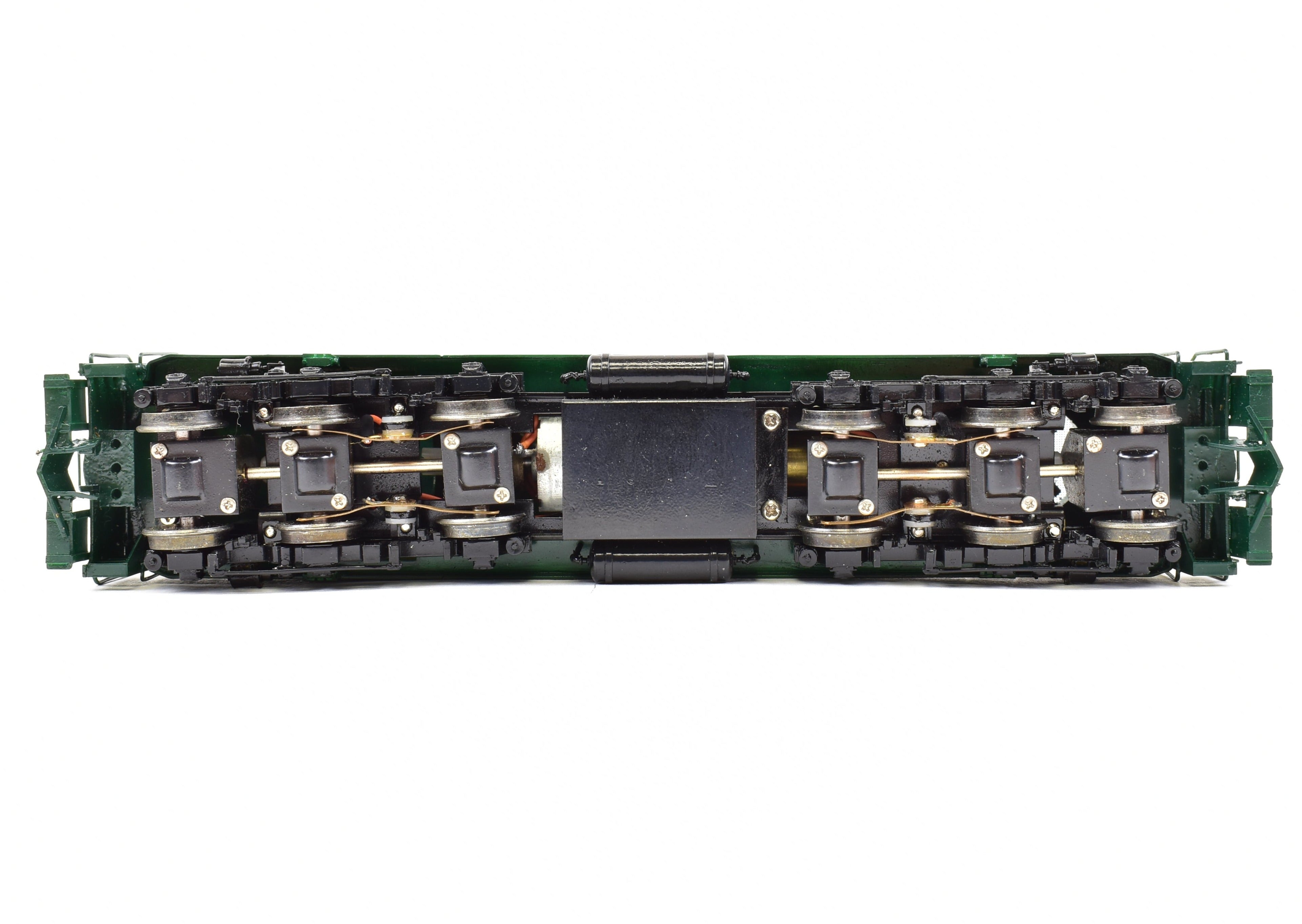 HO Scale Brass Chicago & North Western FM H - 16 - 66 Road Switcher FP #1609