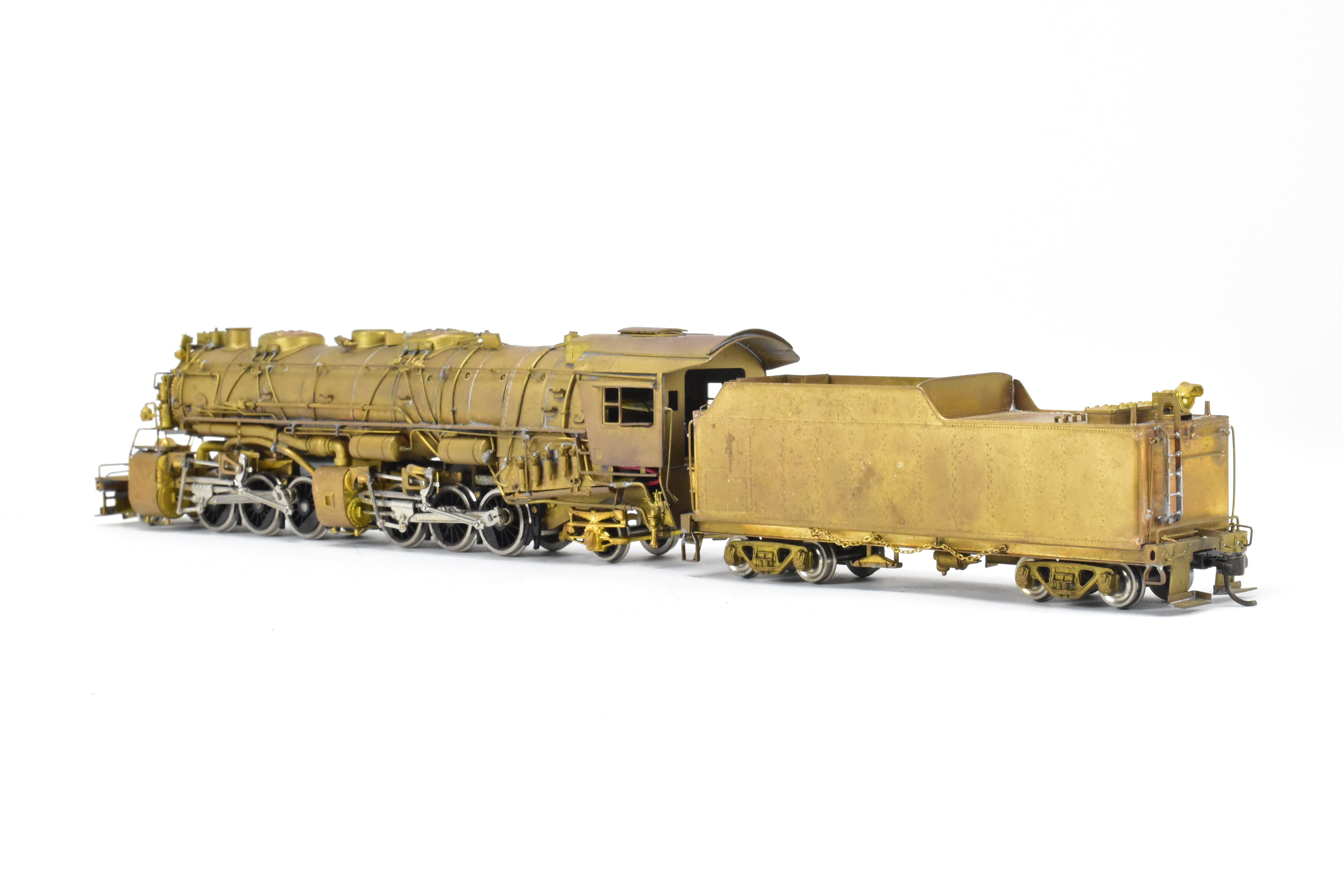High - Quality HO Scale Brass Pacific Fast Mail (PFM) Model of United C&O - Chesapeake & Ohio H - 6 2 - 6 - 6 - 2 Steam Locomotive