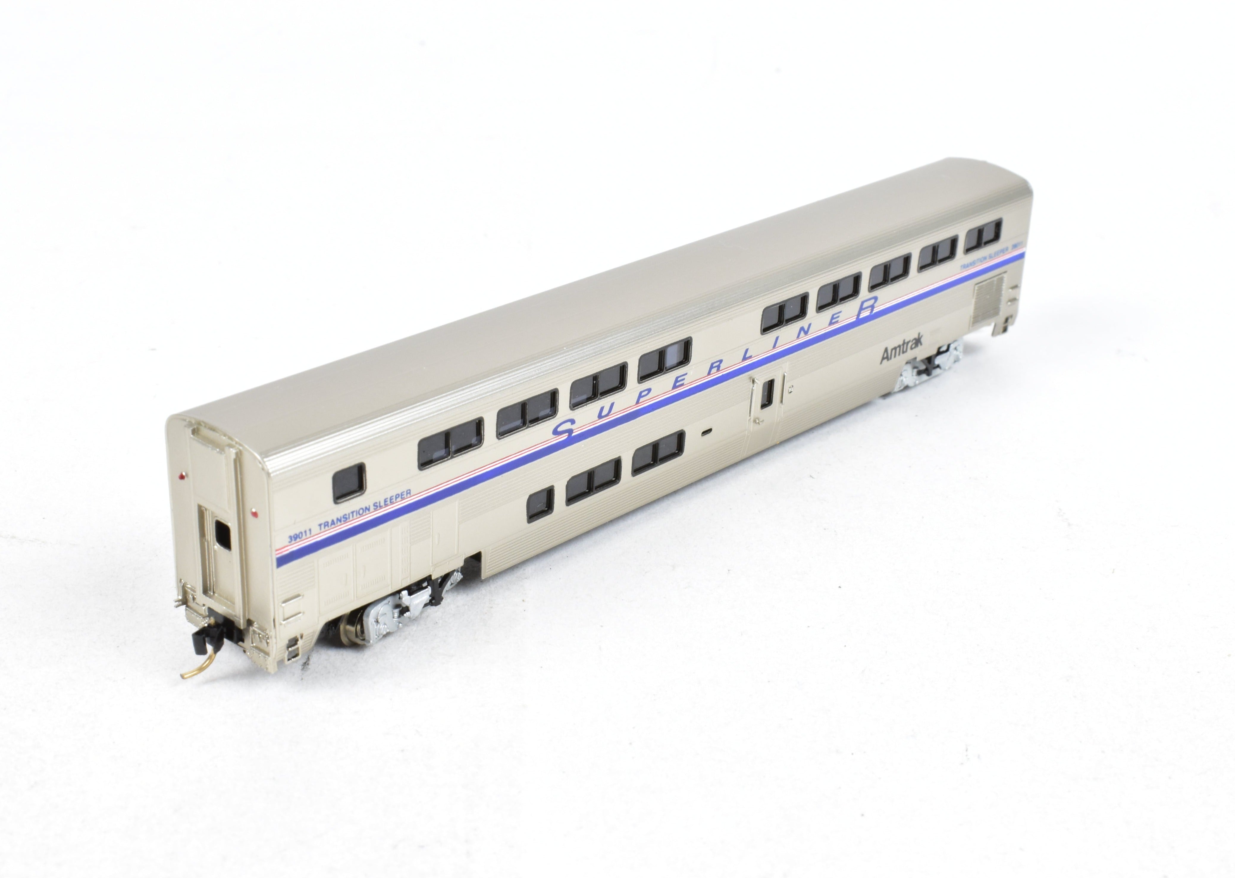 N Scale Brass Amtrak Transition Superliner Sleeper FP 39011 by OMI