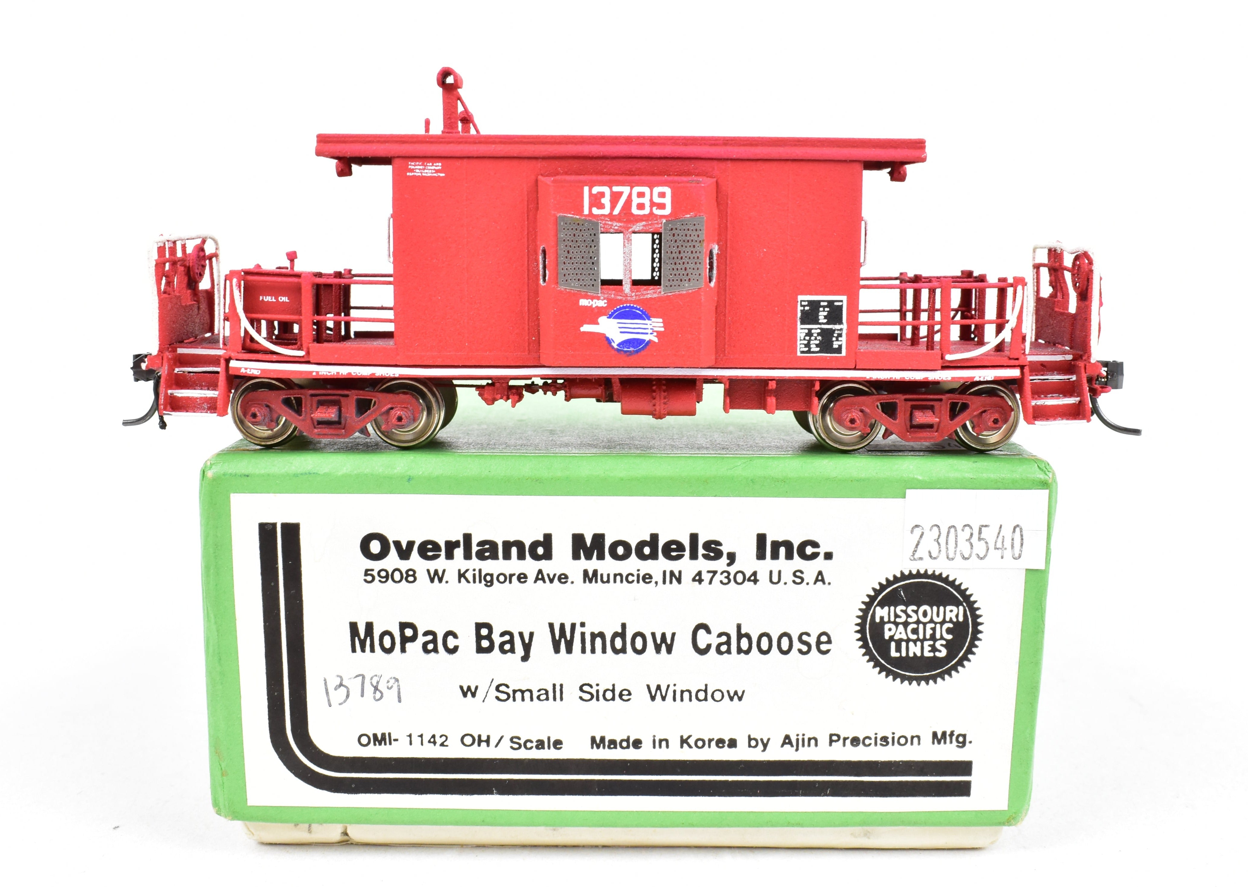 OMI HO Brass Missouri Pacific Bay Window Caboose with Small Side Windows, Custom Painted