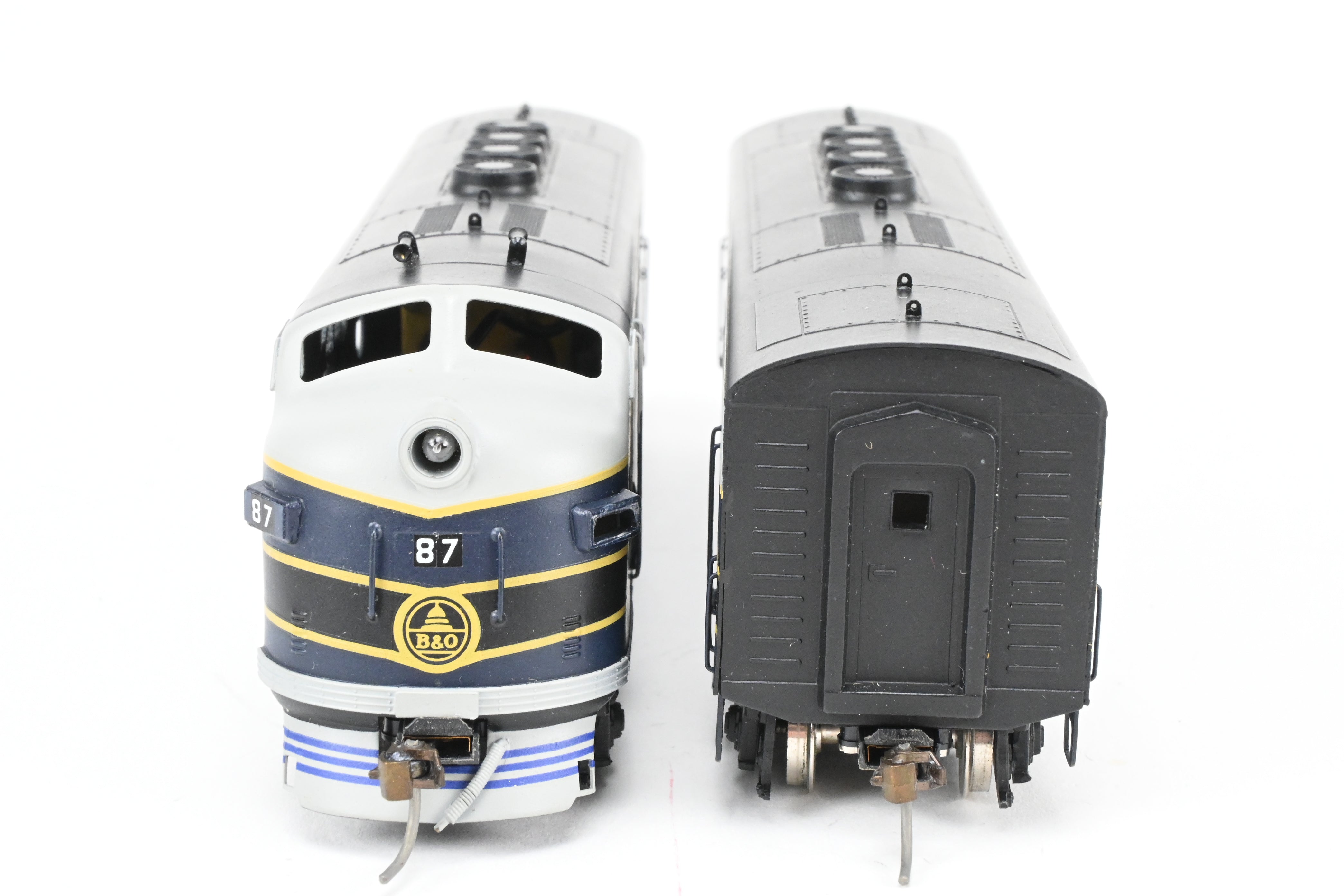 HO Scale Brass Hallmark B&O EMD F3 A/B Set - Powered A, Unpowered B