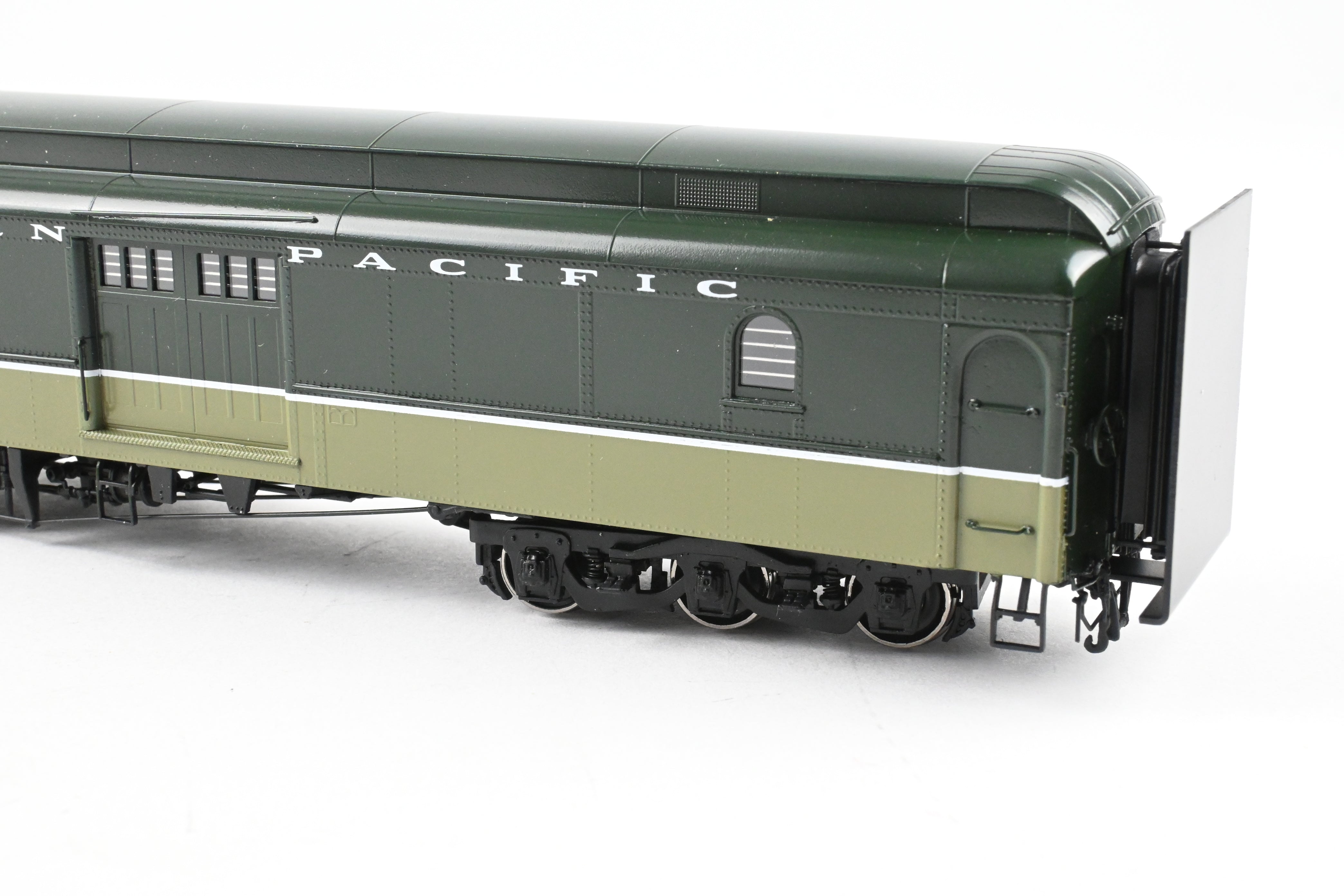 HO Brass W&R Enterprises Northern Pacific Truss Rod Baggage Car No. 1594 Factory Painted