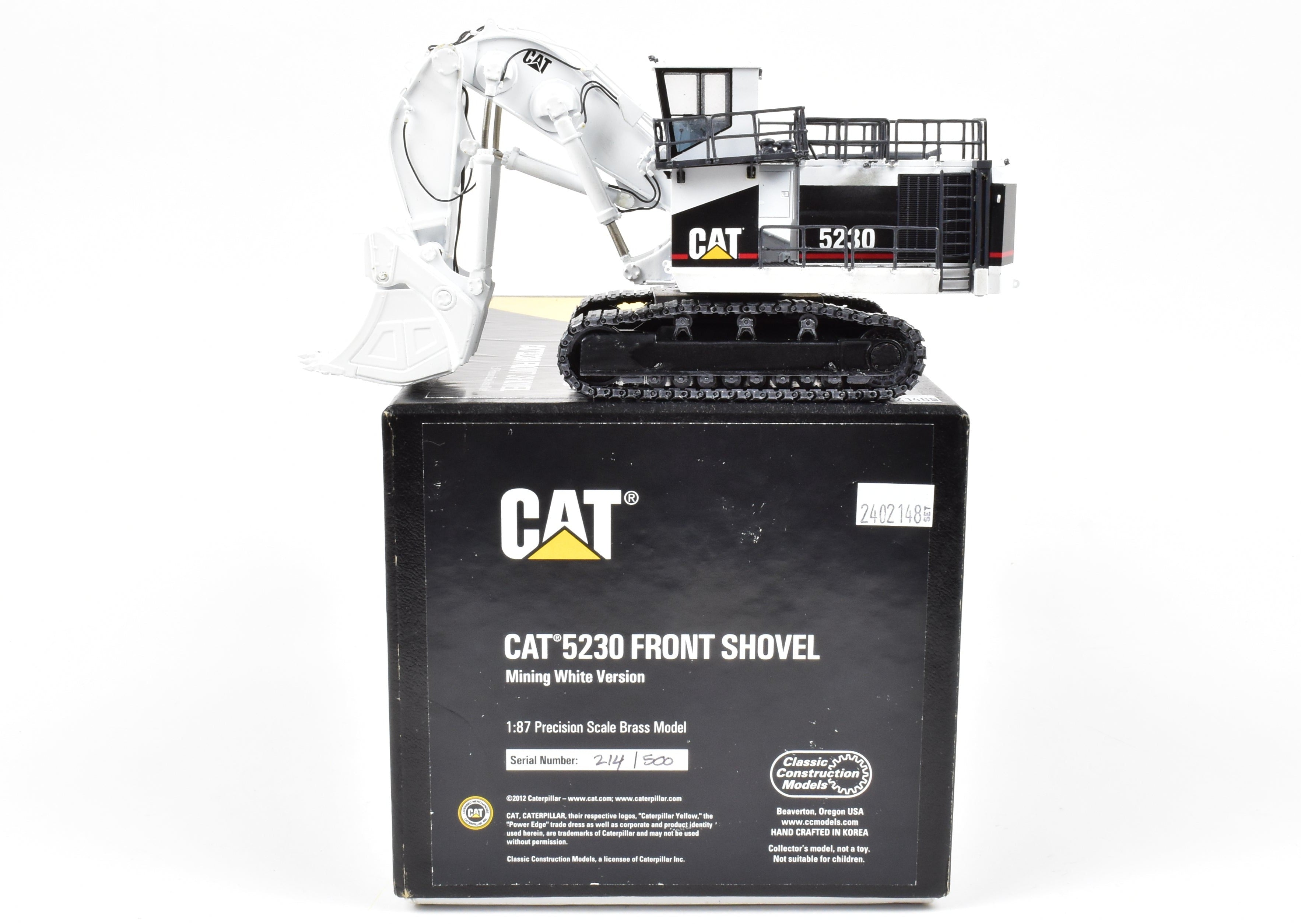High - Quality HO Scale Brass Construction Caterpillar 5230 Front Shovel Mining Model in Classic White Color for Collectors