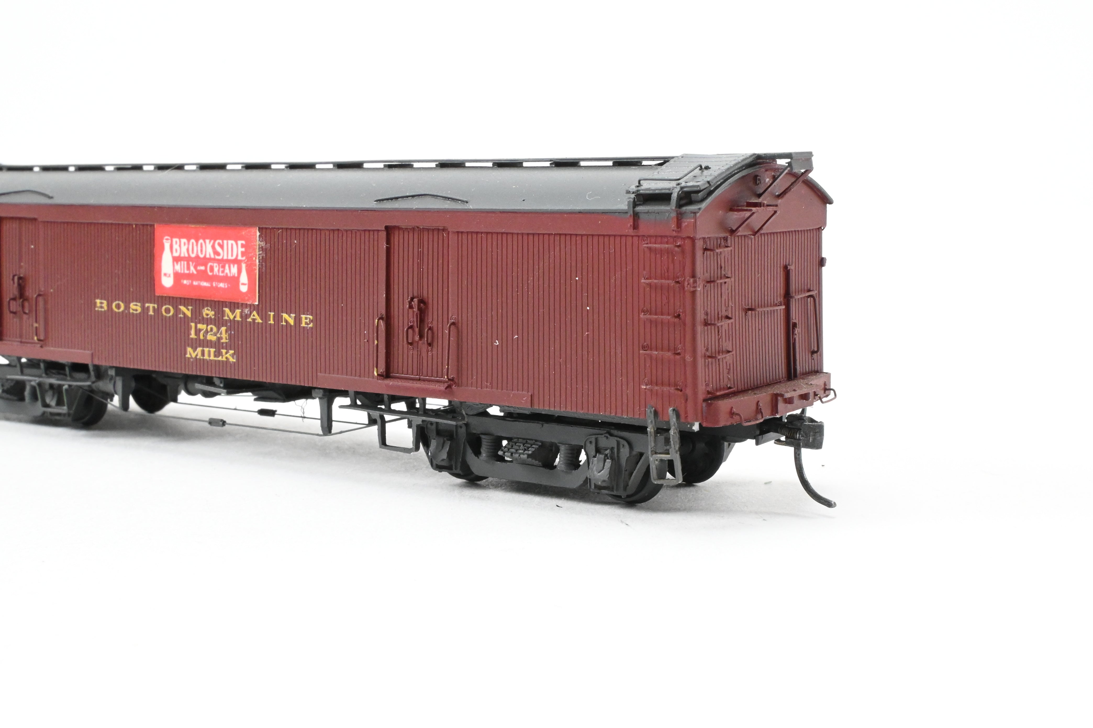 HO Resin Custom-Built & Painted Boston & Maine 50’ Wood Milk Car No. 1724