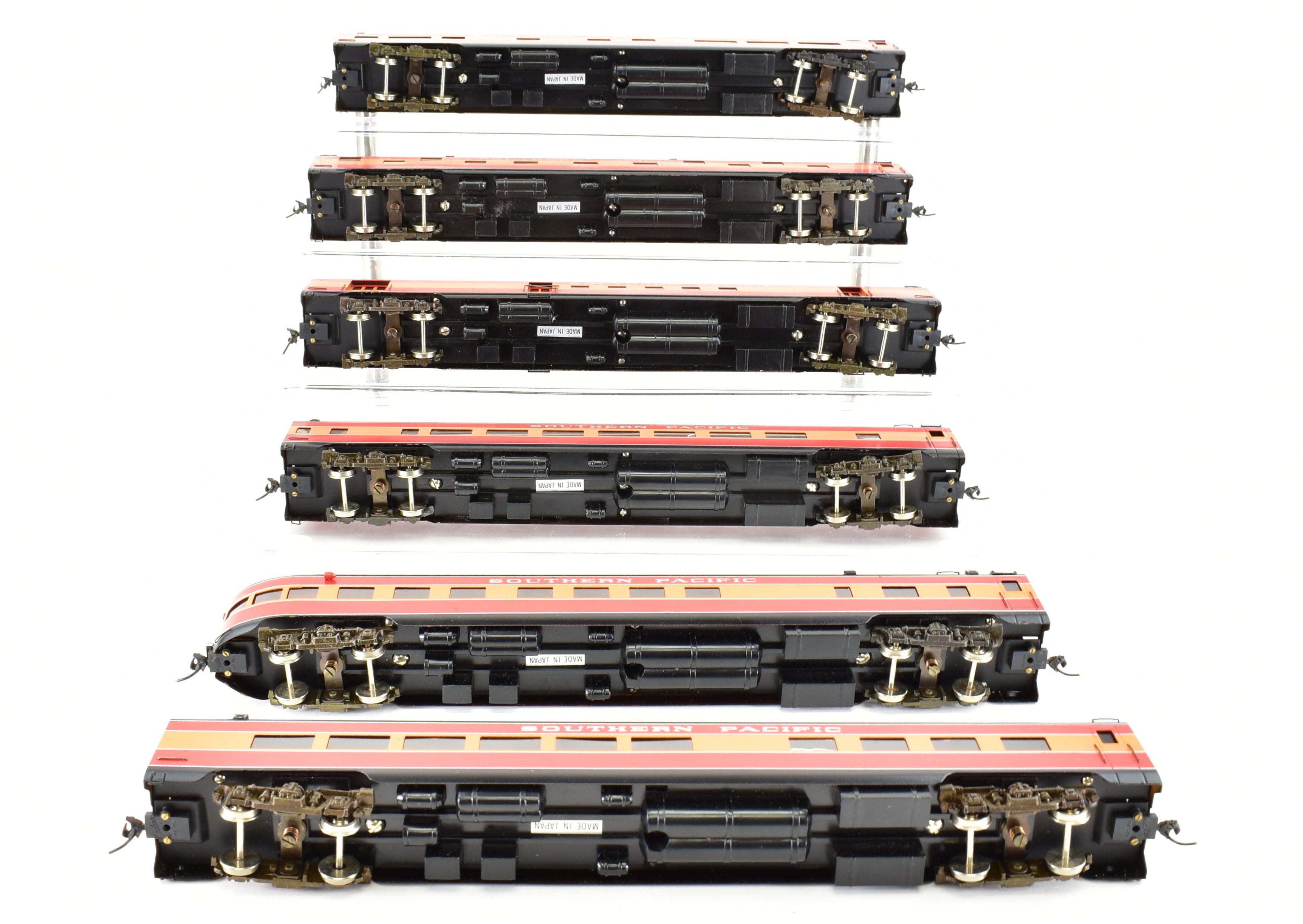 HO Scale Brass Balboa SP - Southern Pacific Daylight Factory-Painted 6-Car Passenger Set