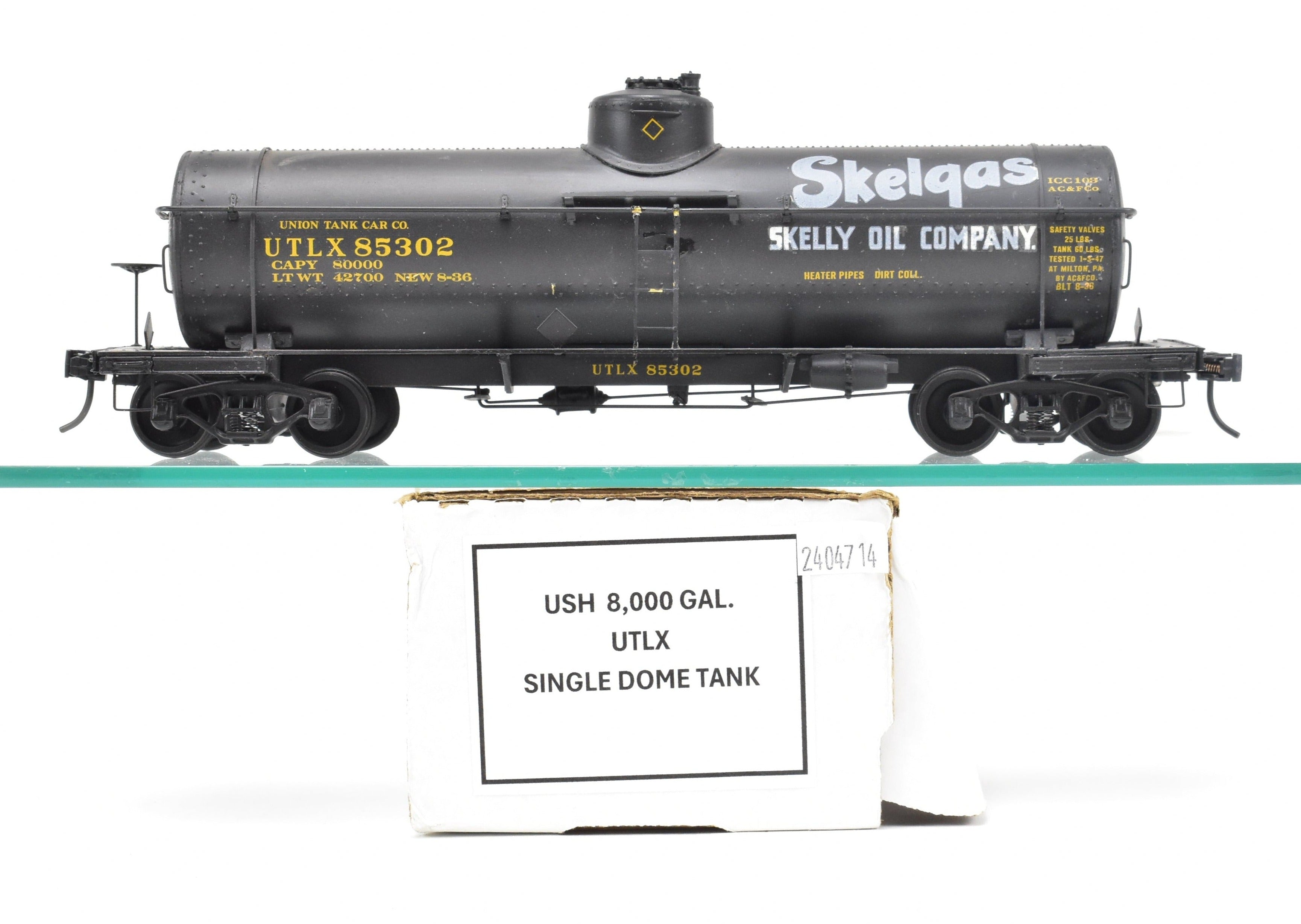 O Scale Custom-Painted Brass Single-Dome Tank Car for Skelly Oil Co.