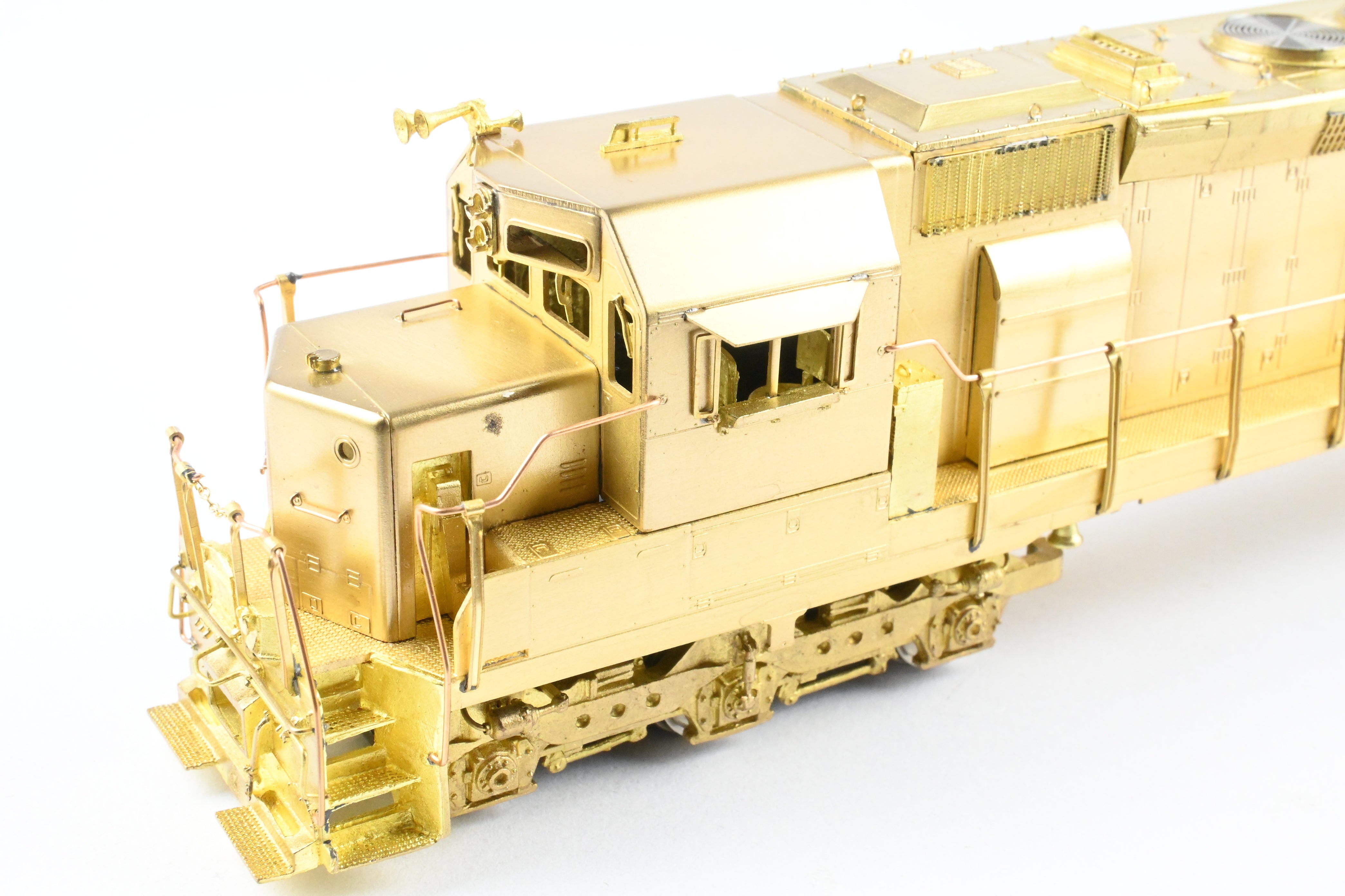 HO Scale Brass Model Train - Oriental Limited EL - Erie Lackawanna EMD SD45 - 2 3600 HP EL Version (Erie) for Collectors and Enthusiasts