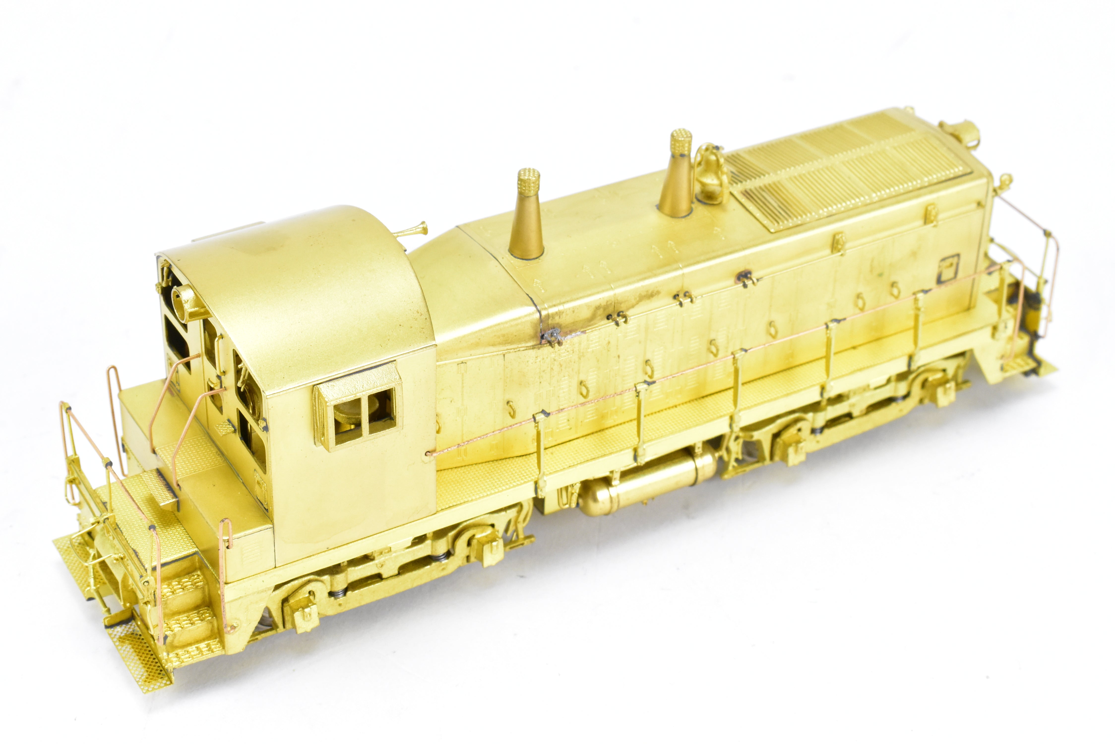 HO Scale Brass Diesel Locomotive Model by Overland Models Inc. Representing Great Northern EMD NW - 2