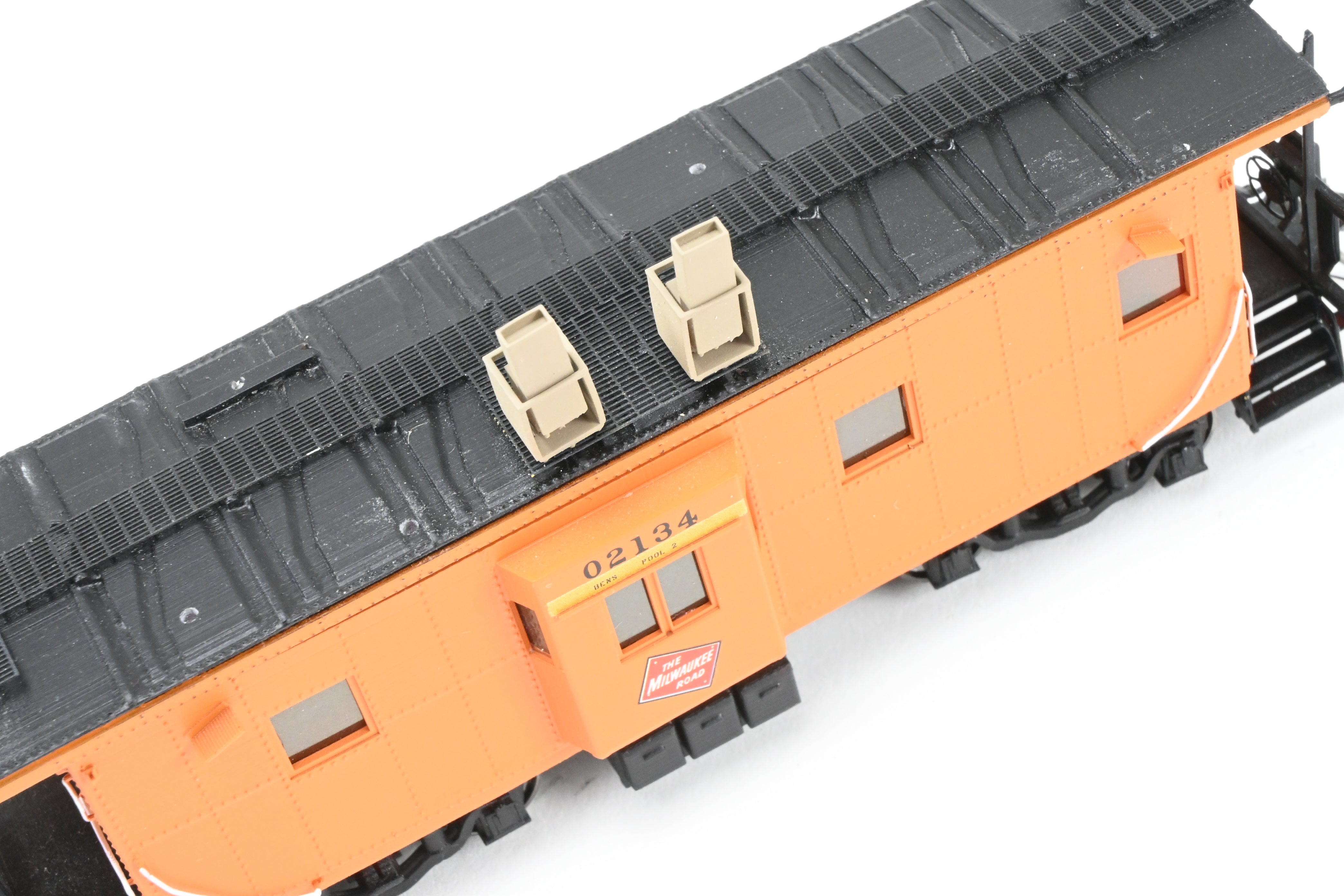 HO Scale 3D Printed Thrall Bay Window Caboose Model - Milwaukee Road #02134
