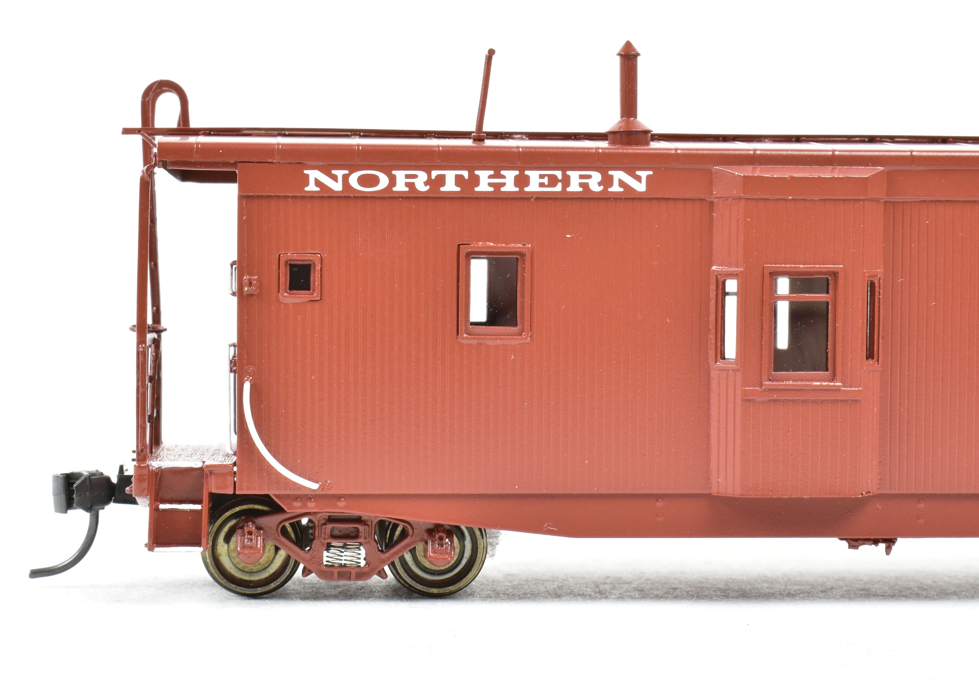 HO Scale Brass Northern Pacific Wood Bay Window Caboose FP No. 1532 by OMI