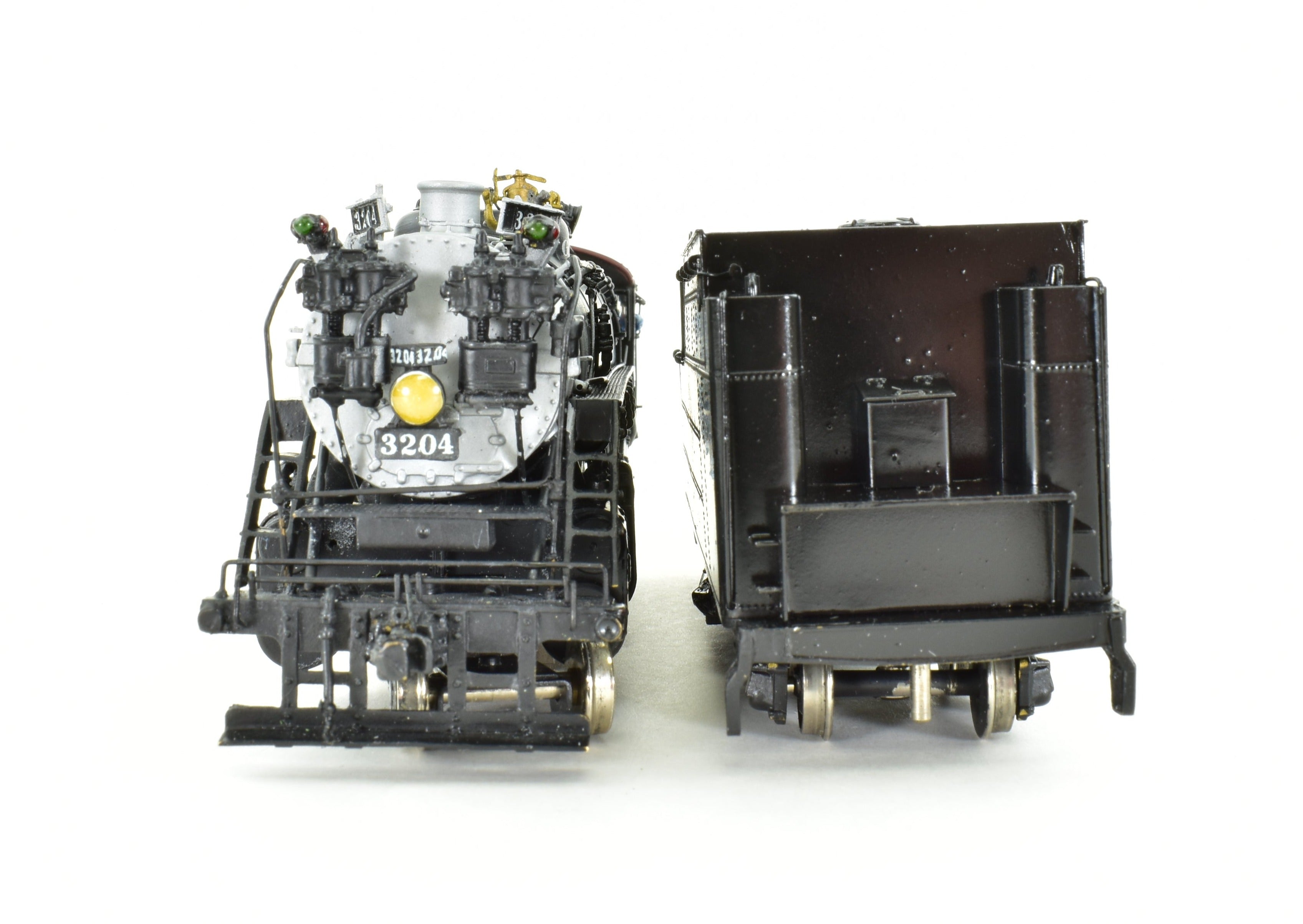 HO Scale Brass OMI - Overland Models GN - Great Northern O - 3 USRA Heavy 2 - 8 - 2 Custom Painted Model Train in ReBoxx Packaging
