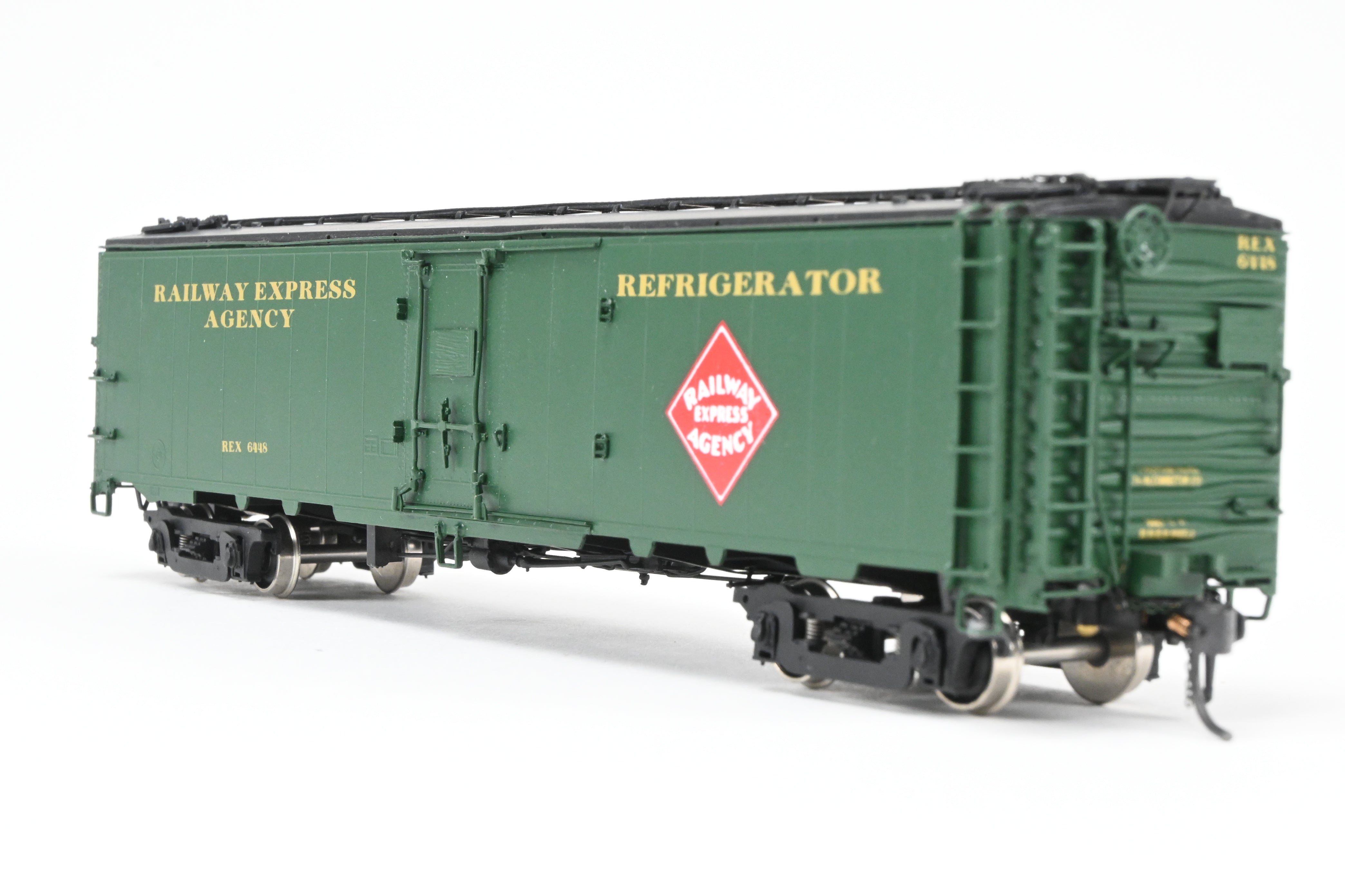 HO Scale Brass CIL - Challenger Imports REA - Railway Express Agency 52-Foot Steel Express Refrigerator Car with Later Scheme Lettering