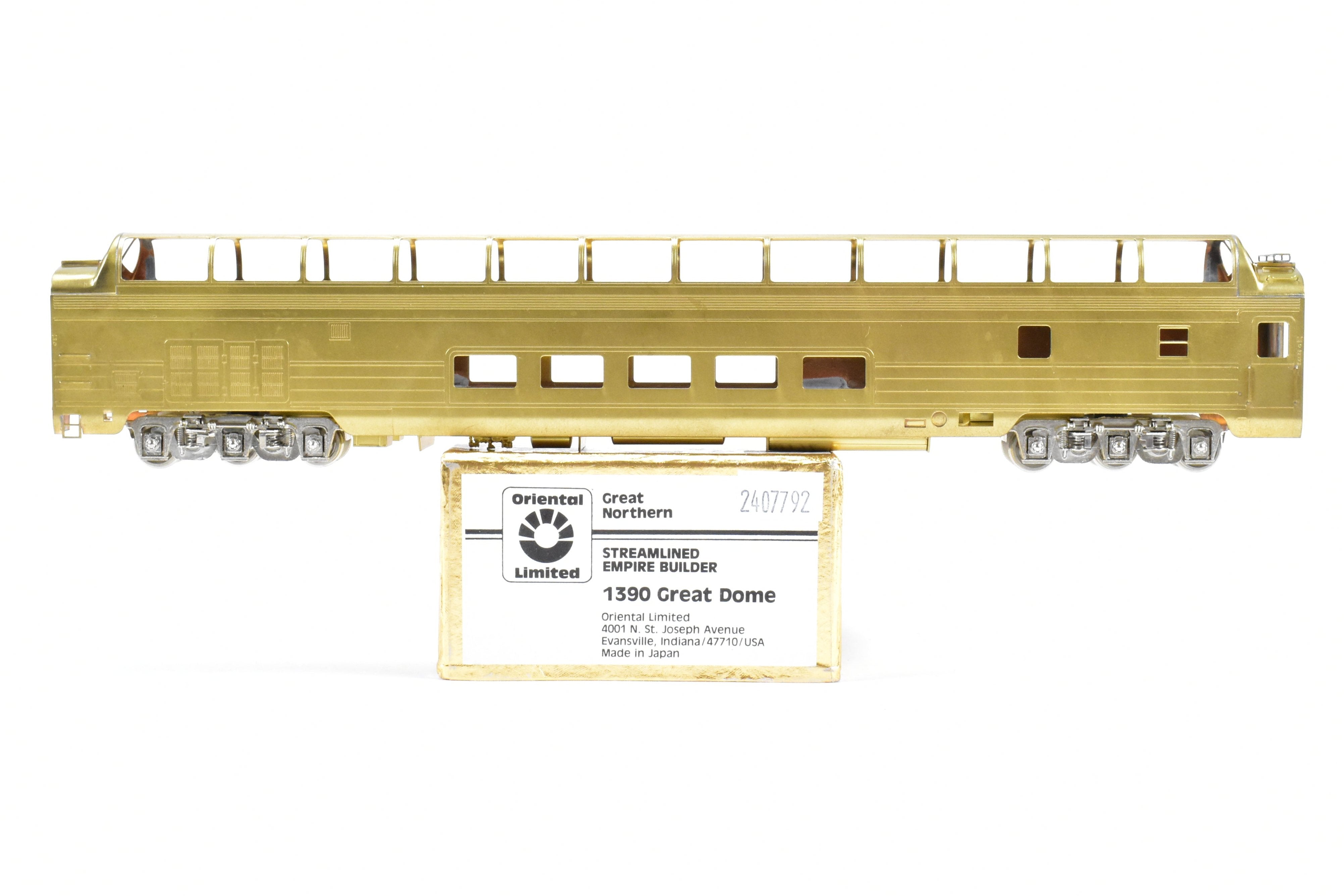 HO Scale Brass Model of Oriental Limited GN - Great Northern Empire 1390 Budd Super Dome Lounge Train Car