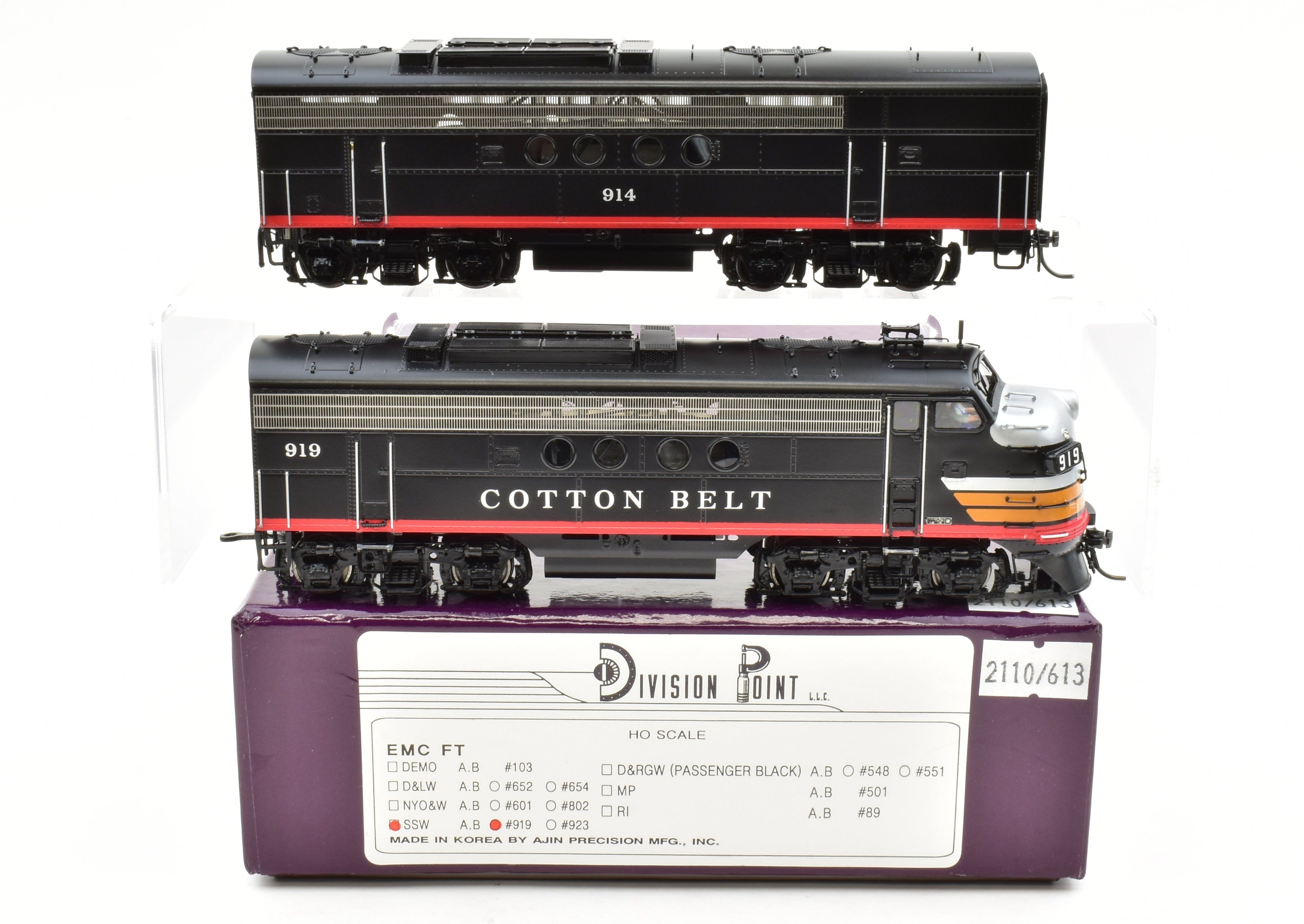 High - Quality HO Scale Brass Division Point DVP Model - Cotton Belt EMC FTA/B Set with Factory Painting