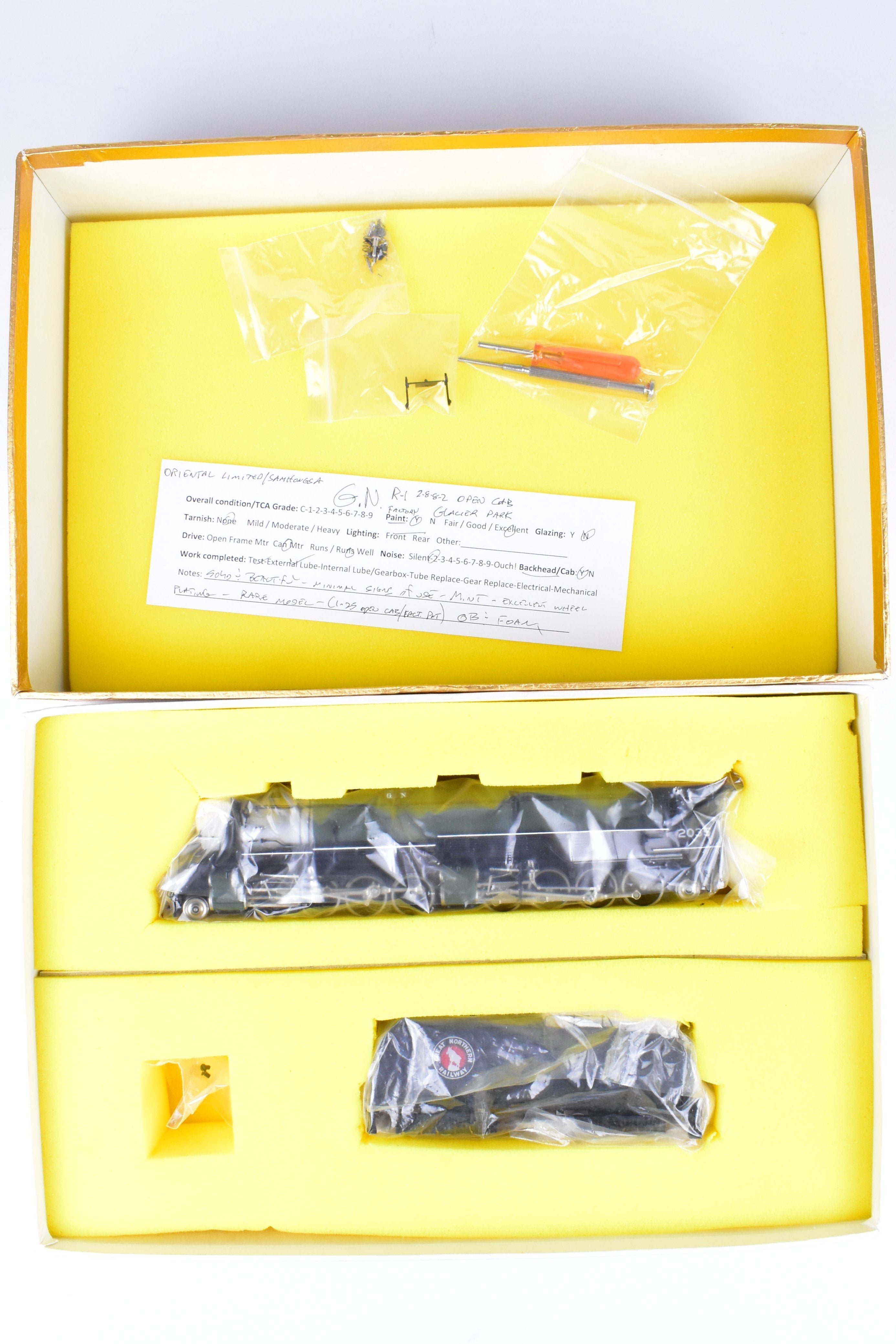 HO Scale Brass Model Train - Oriental Limited GN - Great Northern R - 1 2 - 8 - 8 - 2 Open Cab Version in Glacier Park Scheme No. 2035