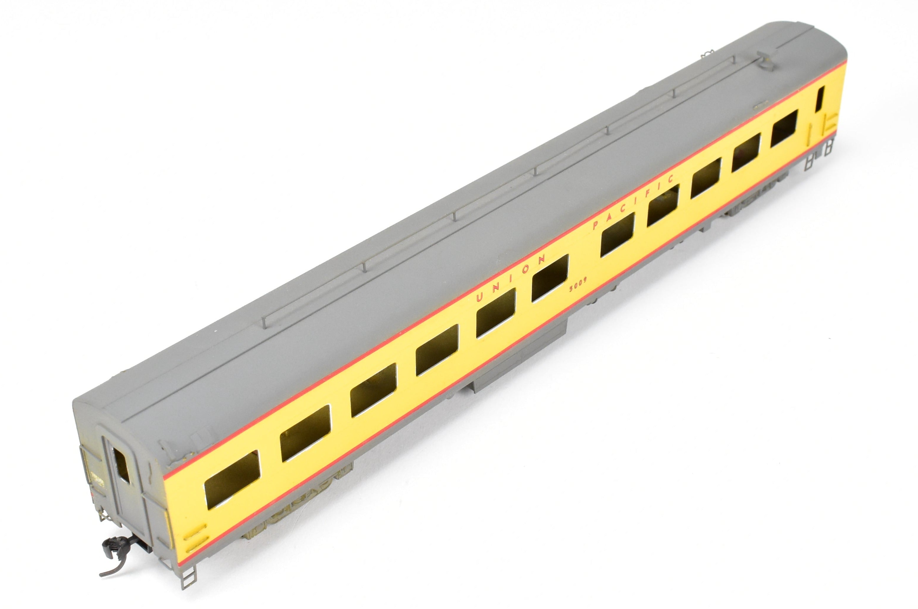 HO Scale Brass Model Train - S. Soho & Co. Union Pacific ACF #5009 Lunch Counter - Lounge Car